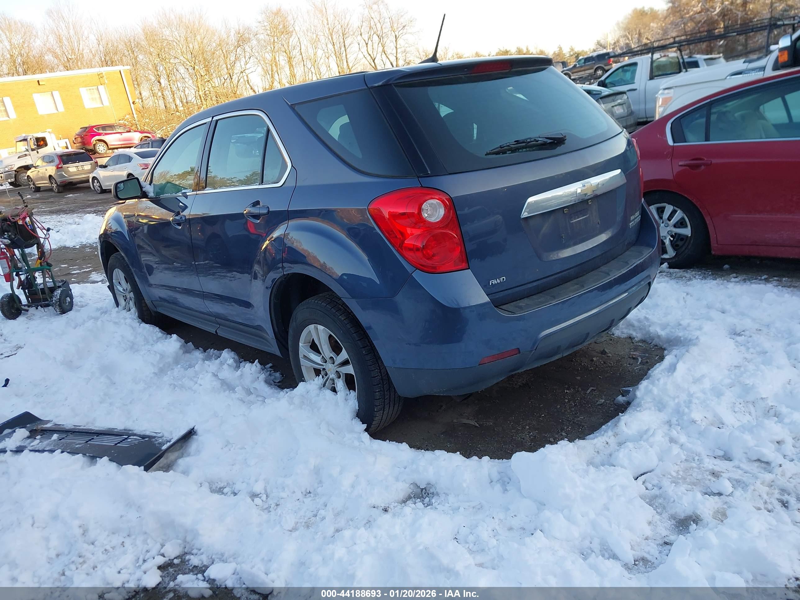 CHEVROLET EQUINOX image 3