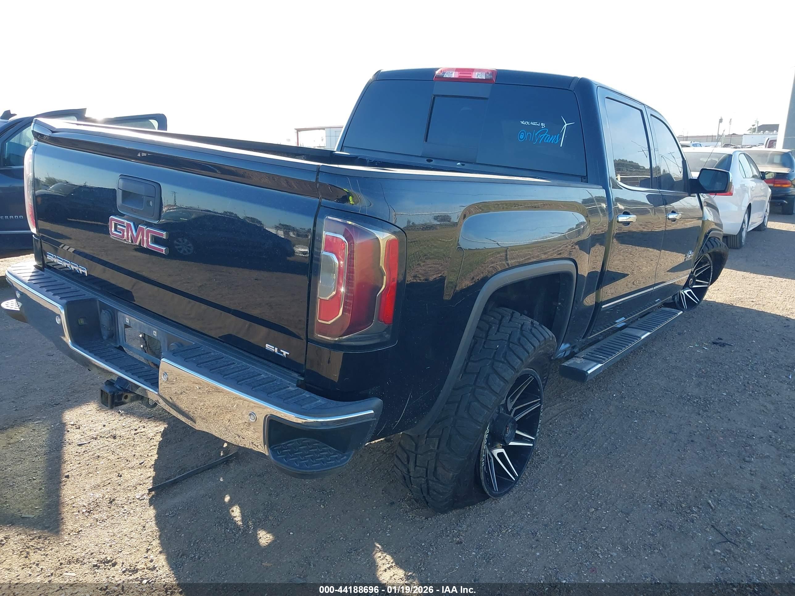 GMC SIERRA image 4