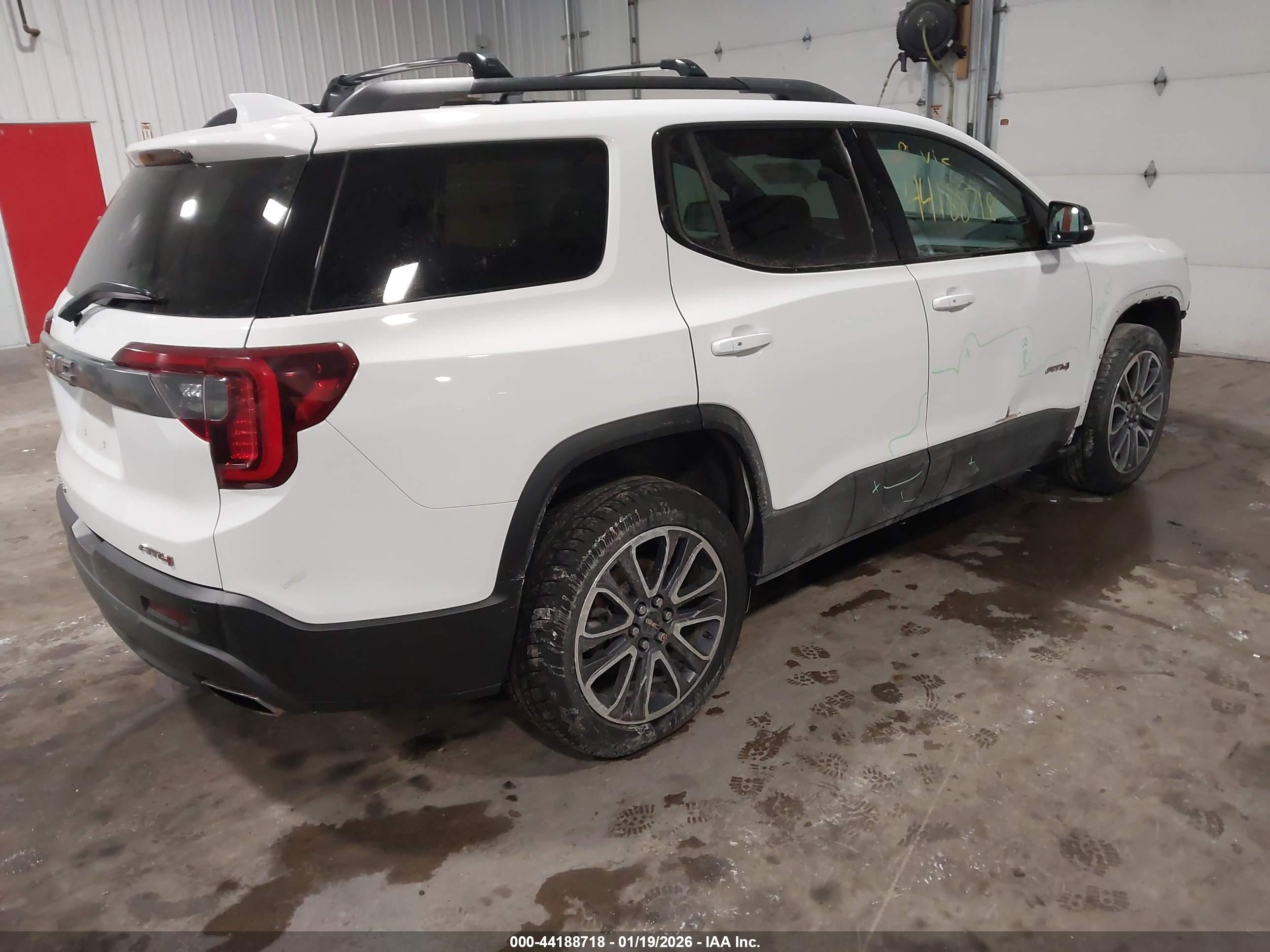 GMC ACADIA image 4