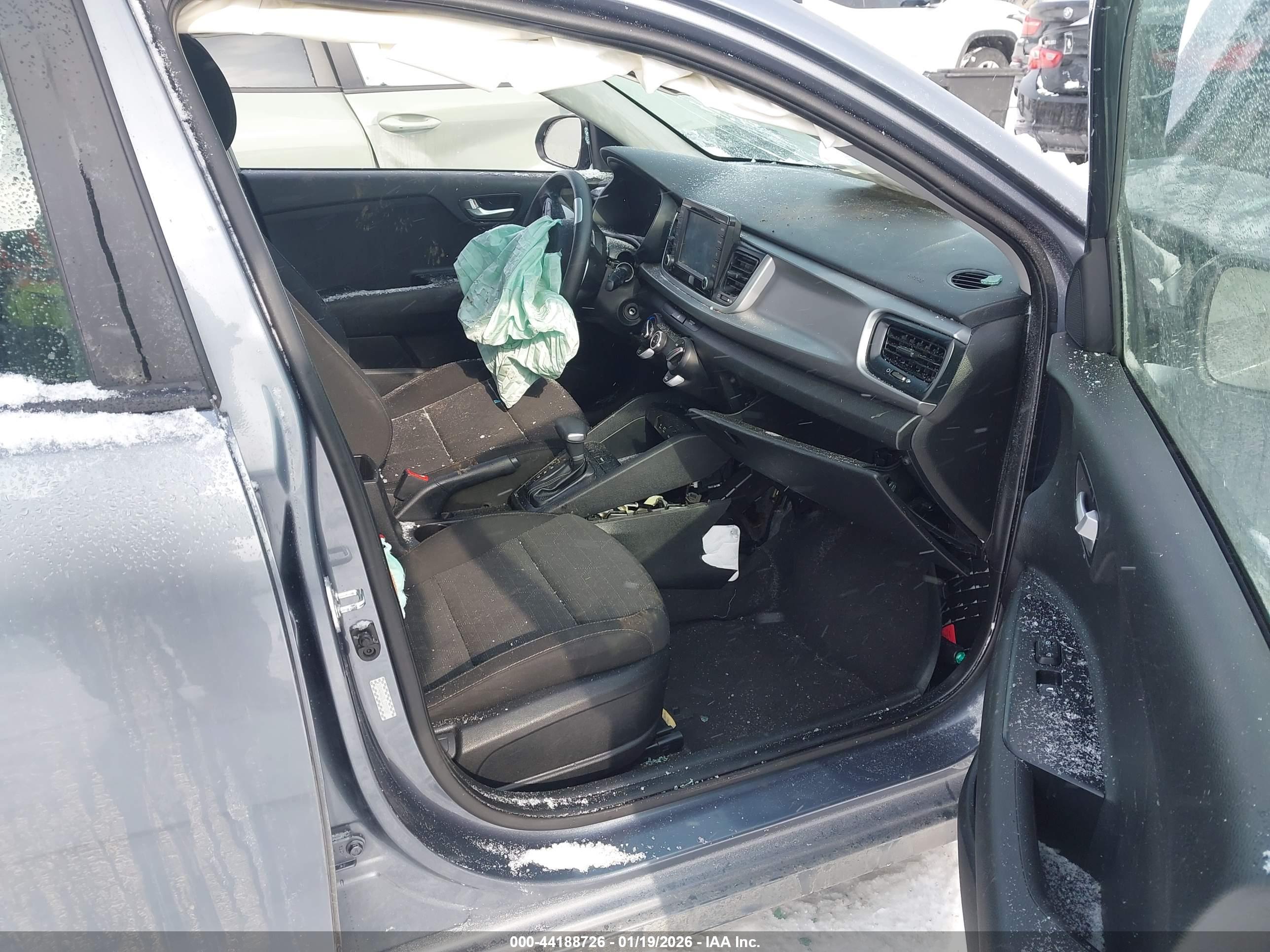 KIA RIO image 5