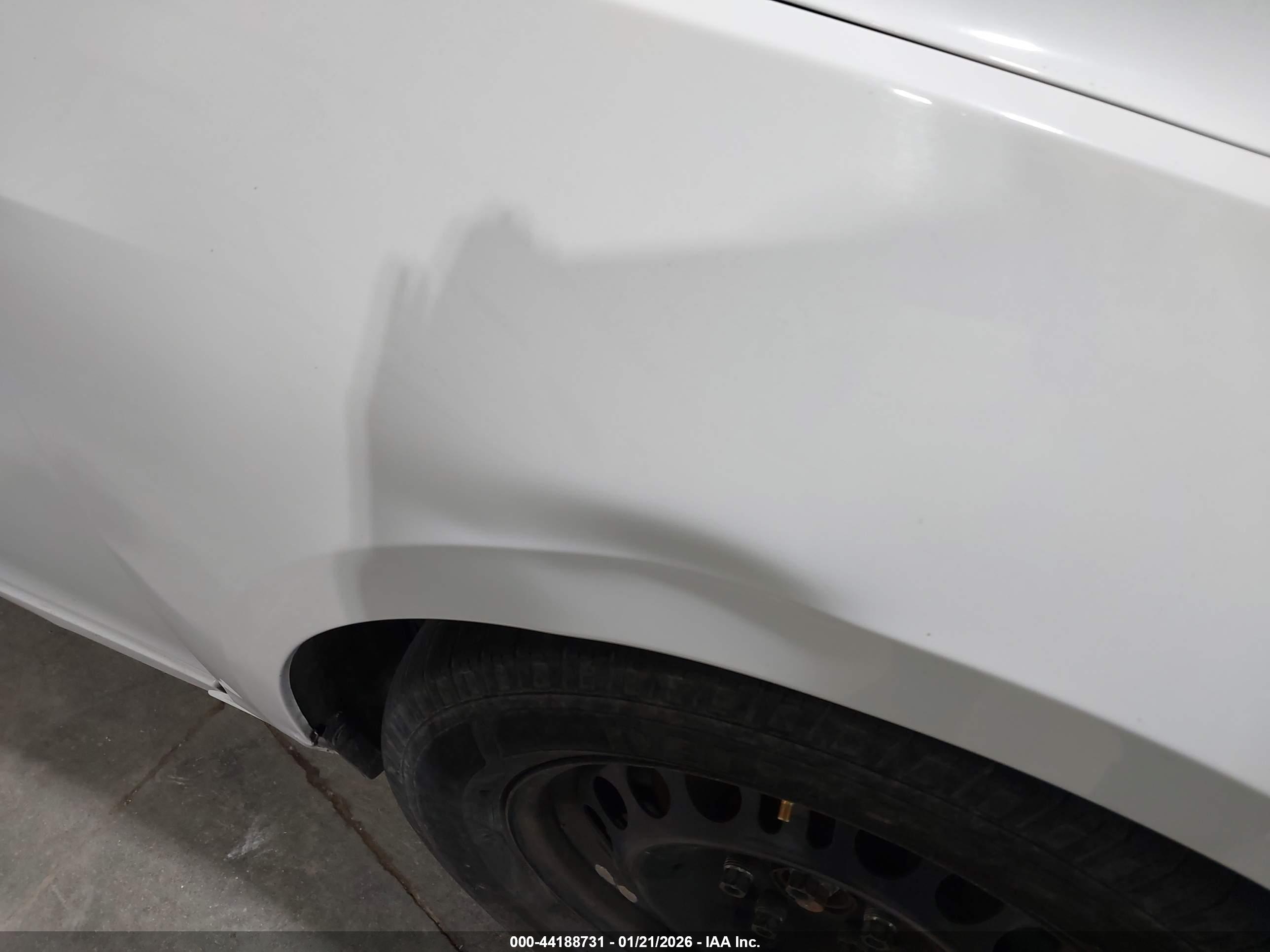 CHEVROLET CRUZE image 6