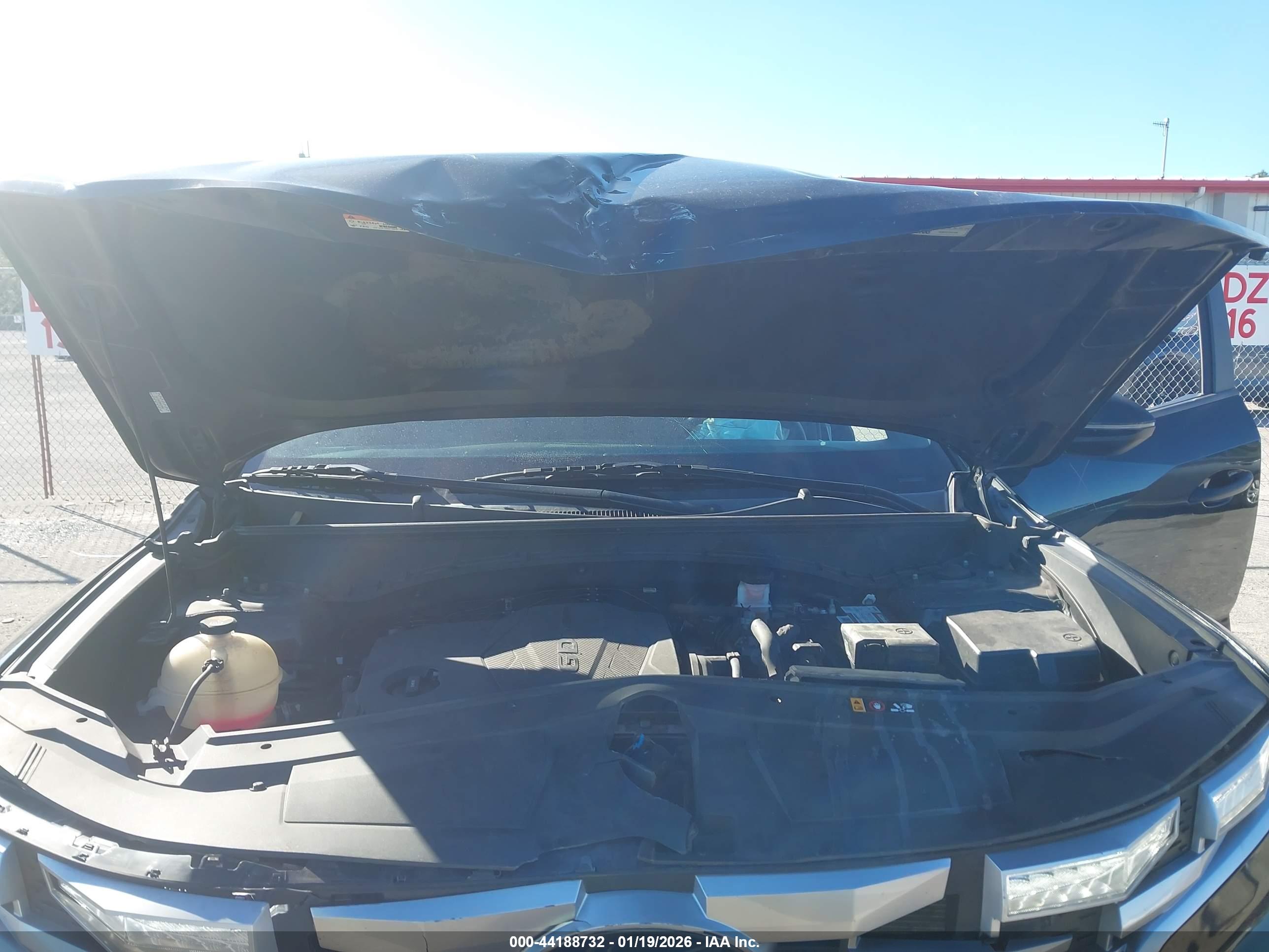 HYUNDAI SANTA image 10