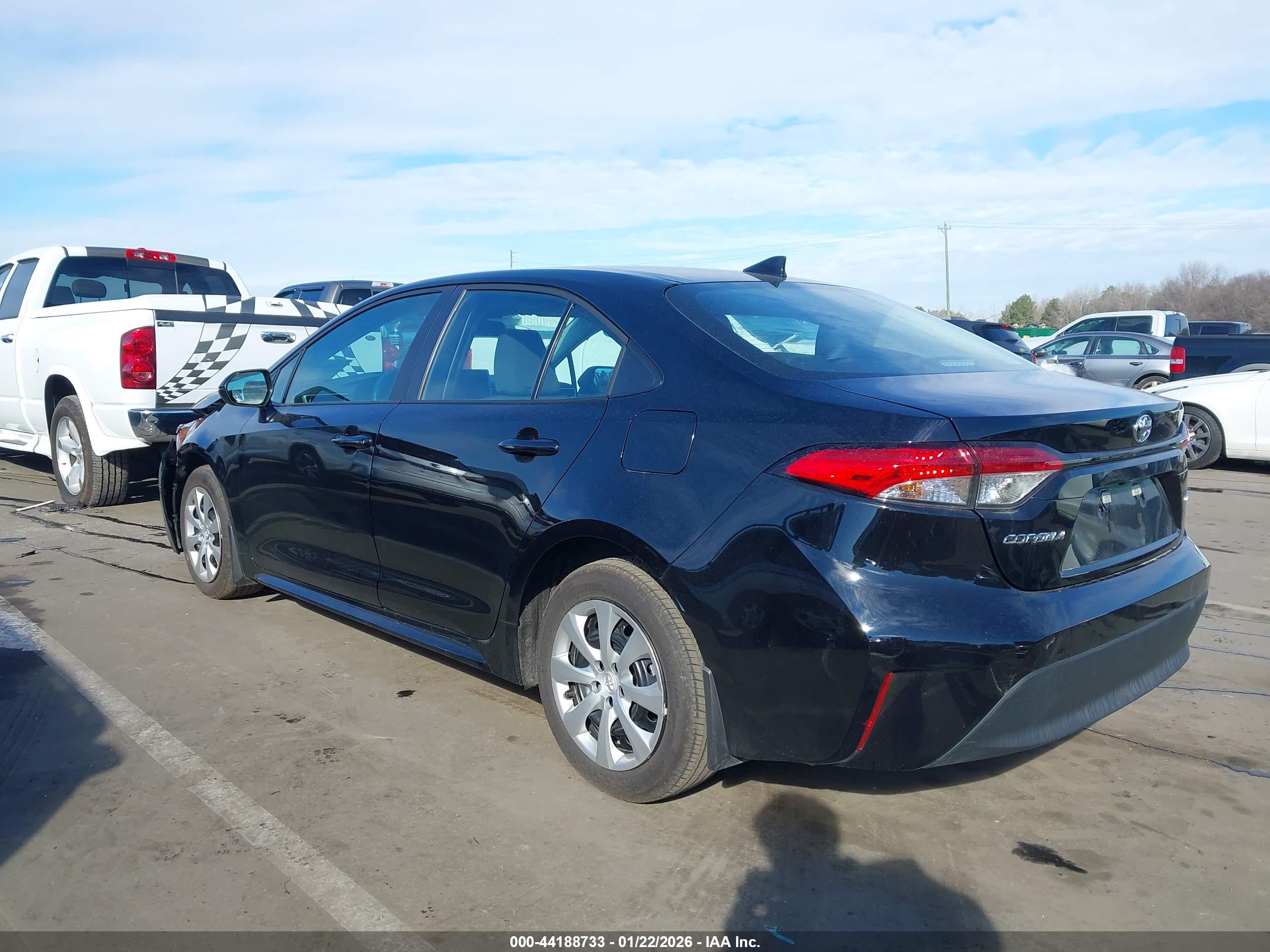 TOYOTA COROLLA image 3