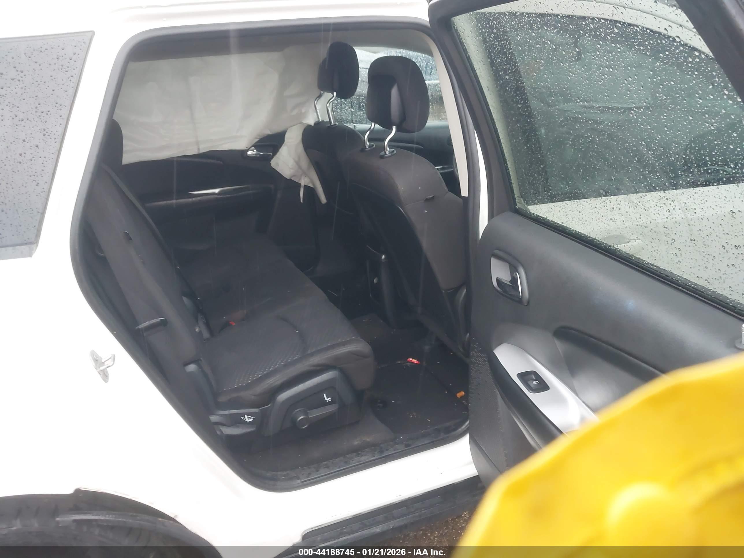 DODGE JOURNEY image 8
