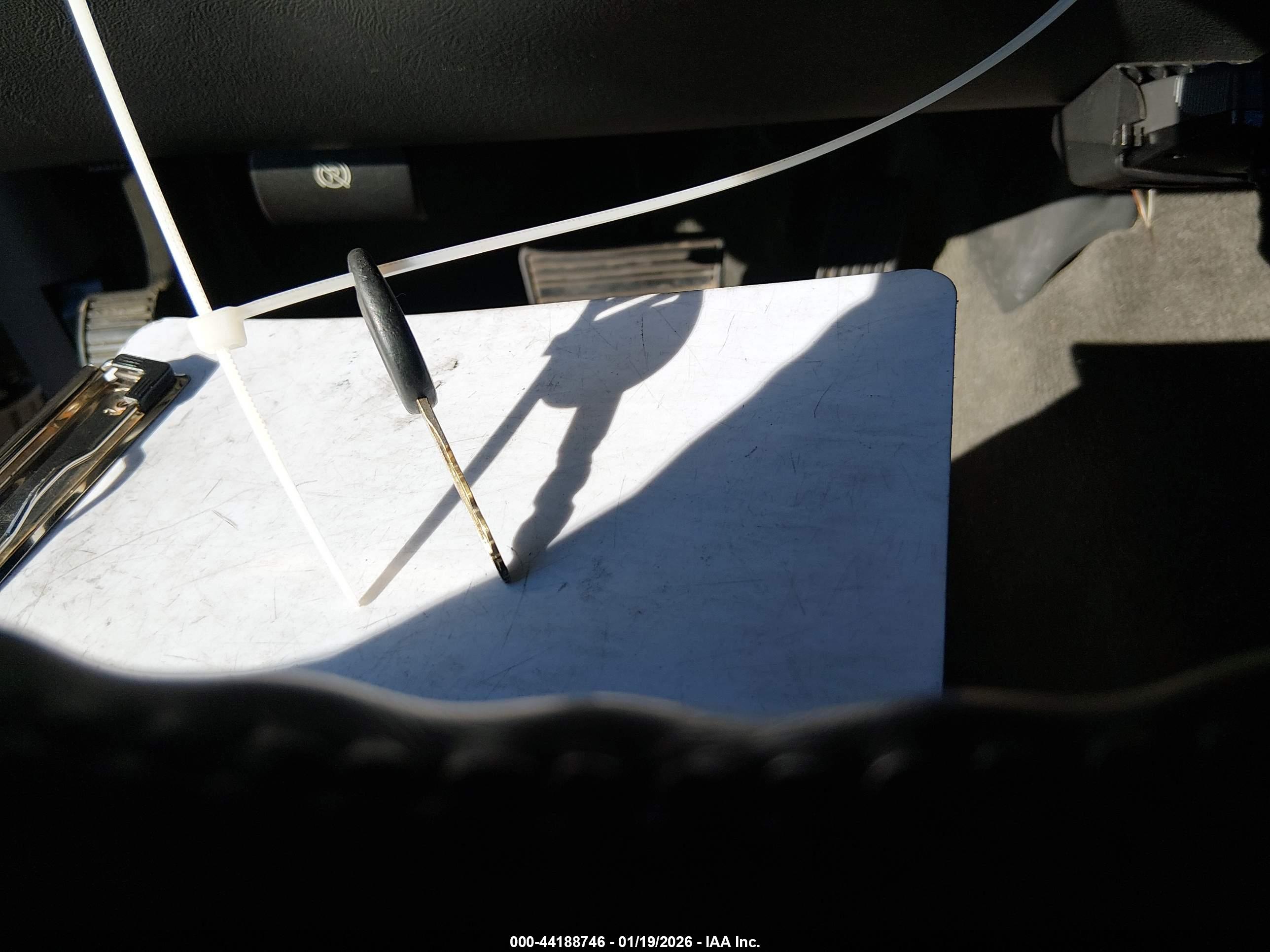 CHEVROLET SILVERADO image 11