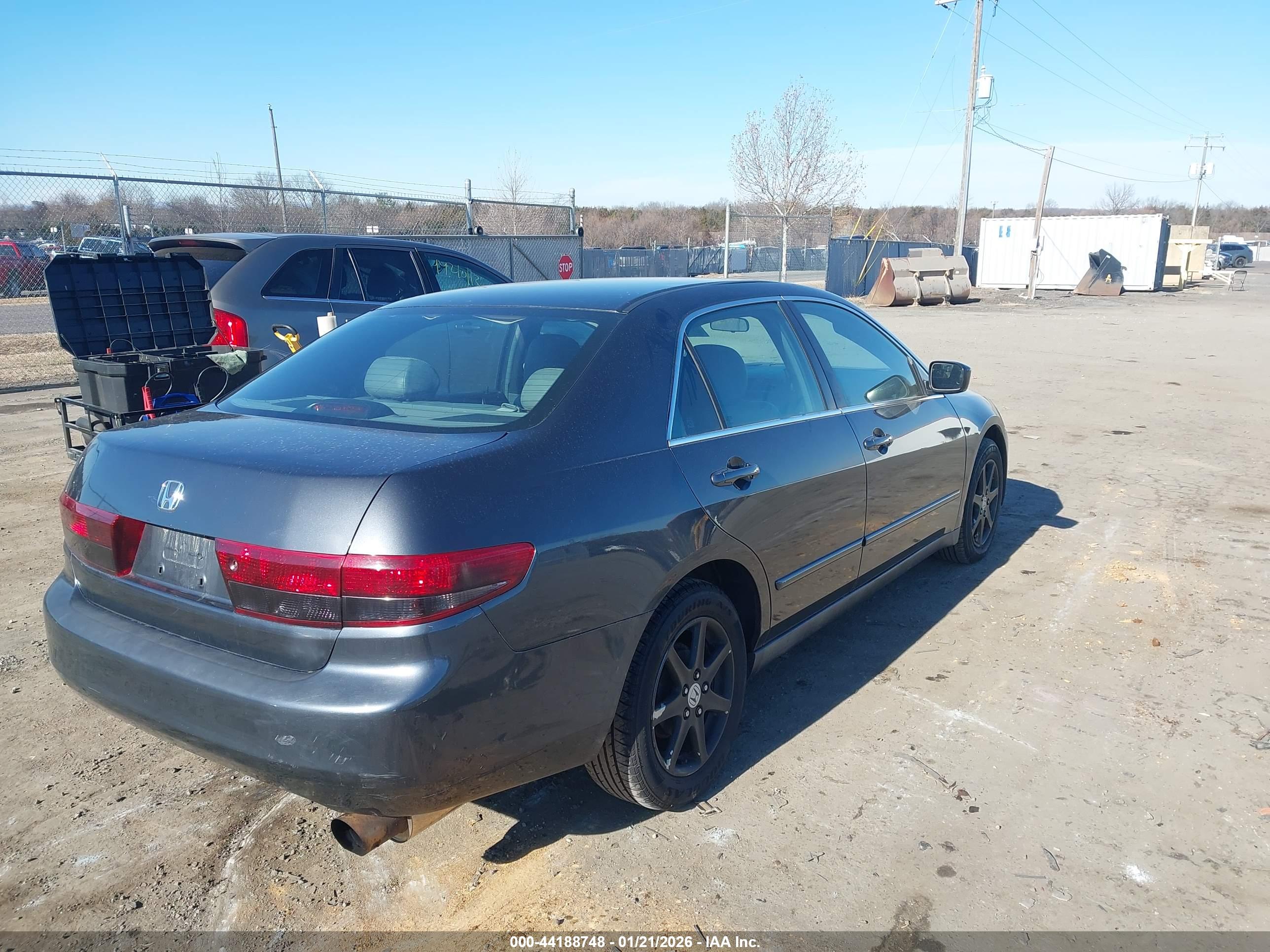 HONDA ACCORD image 4