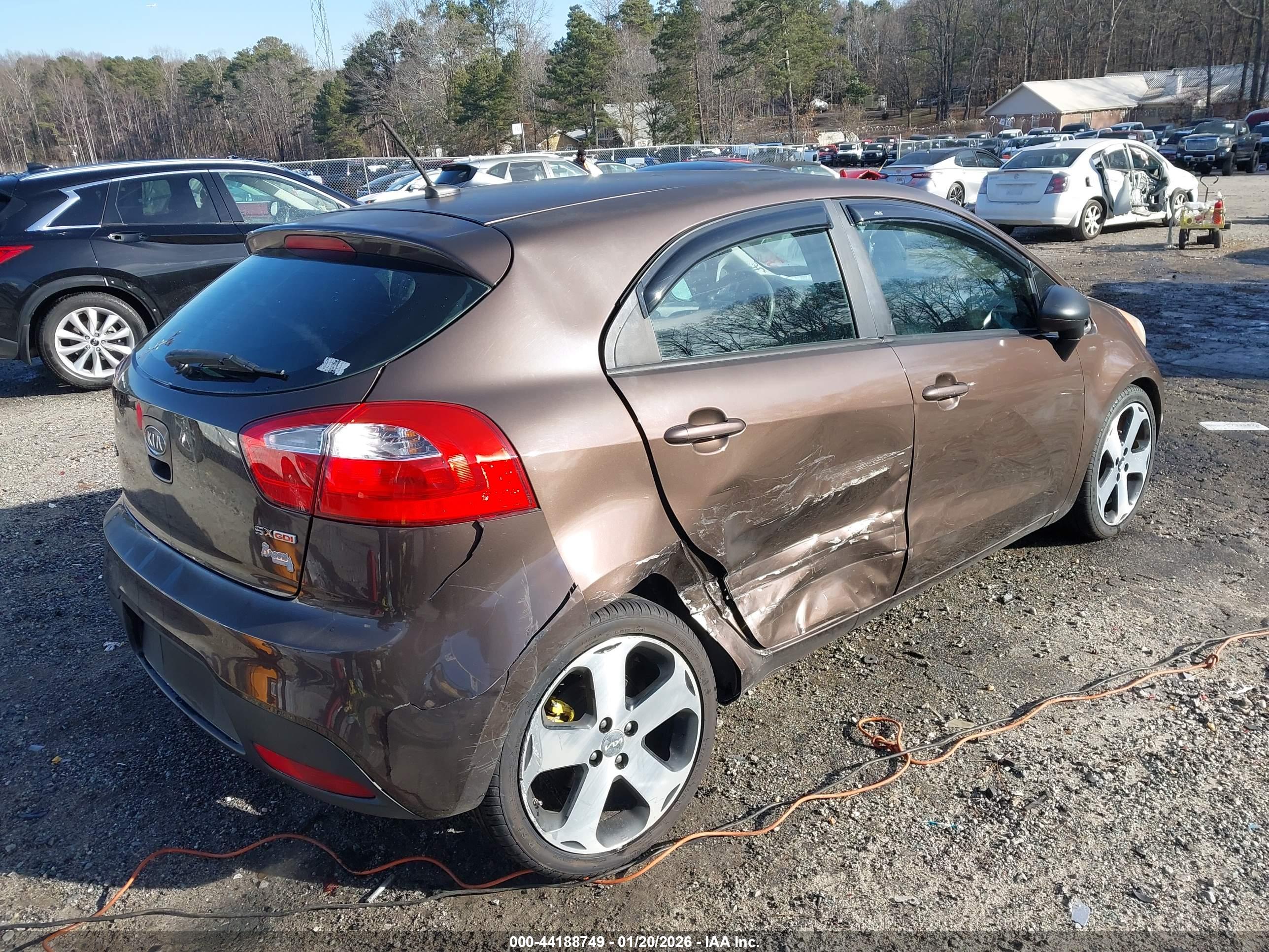 KIA RIO5 image 6