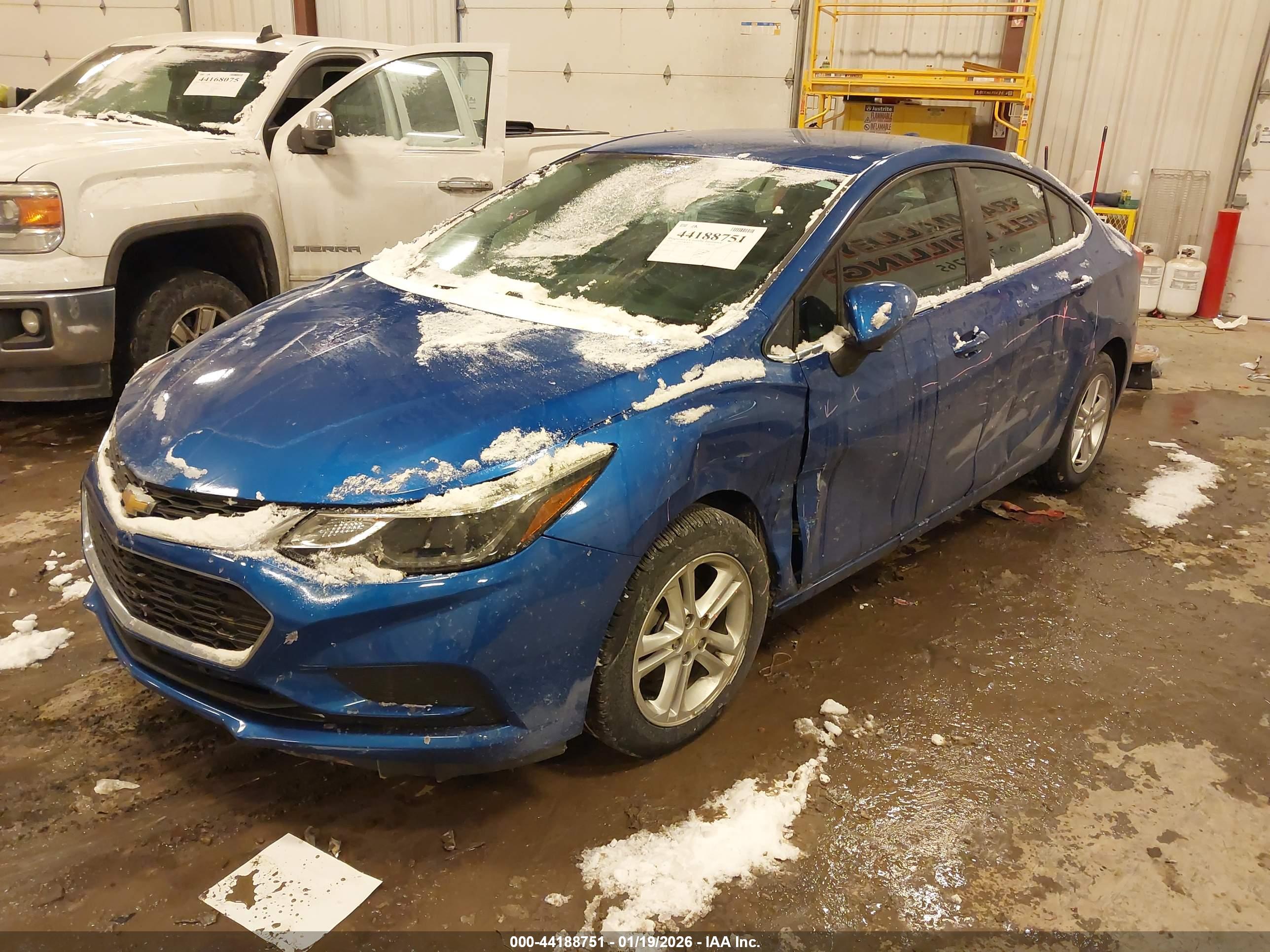 CHEVROLET CRUZE image 2