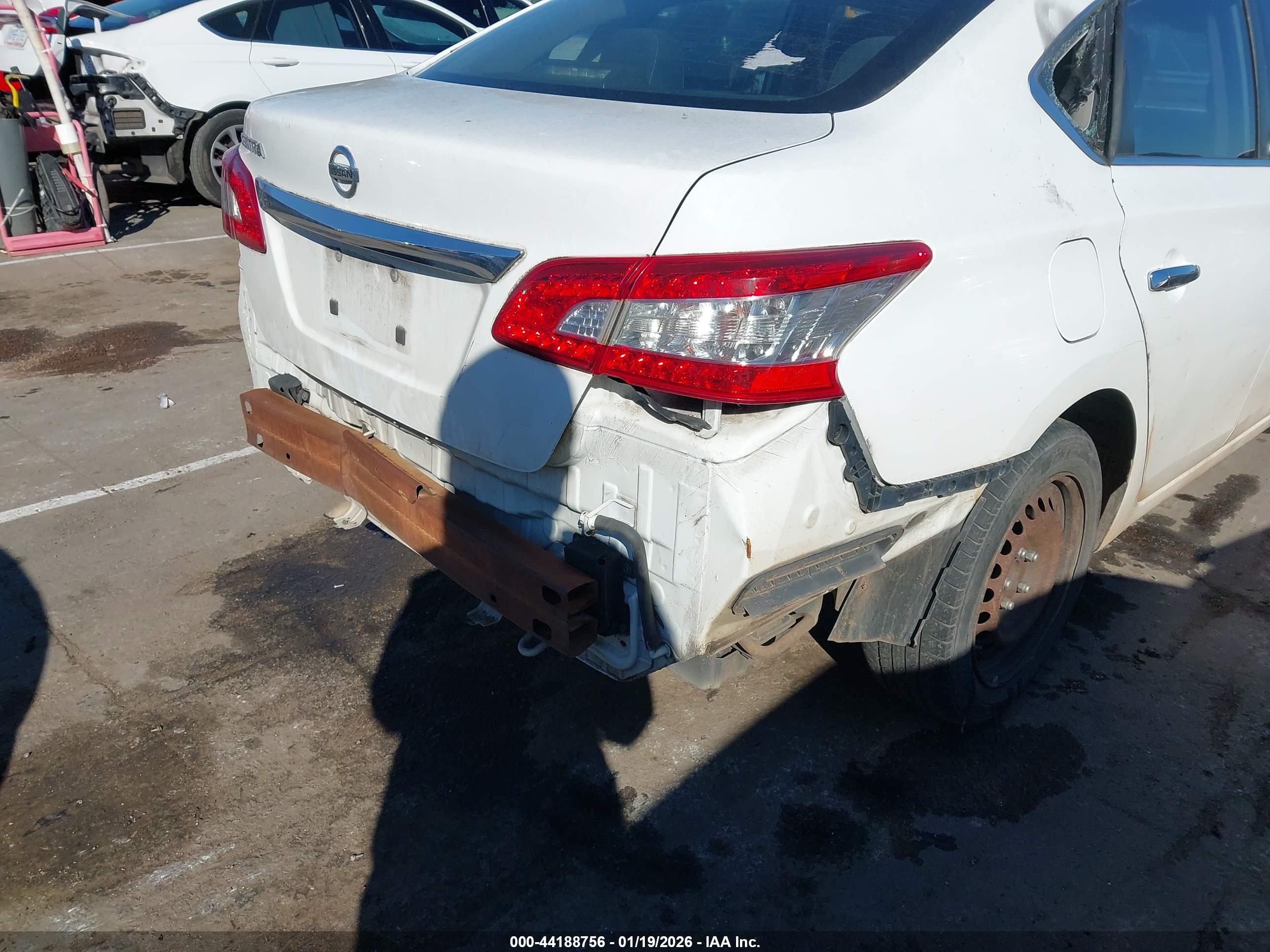 NISSAN SENTRA image 6