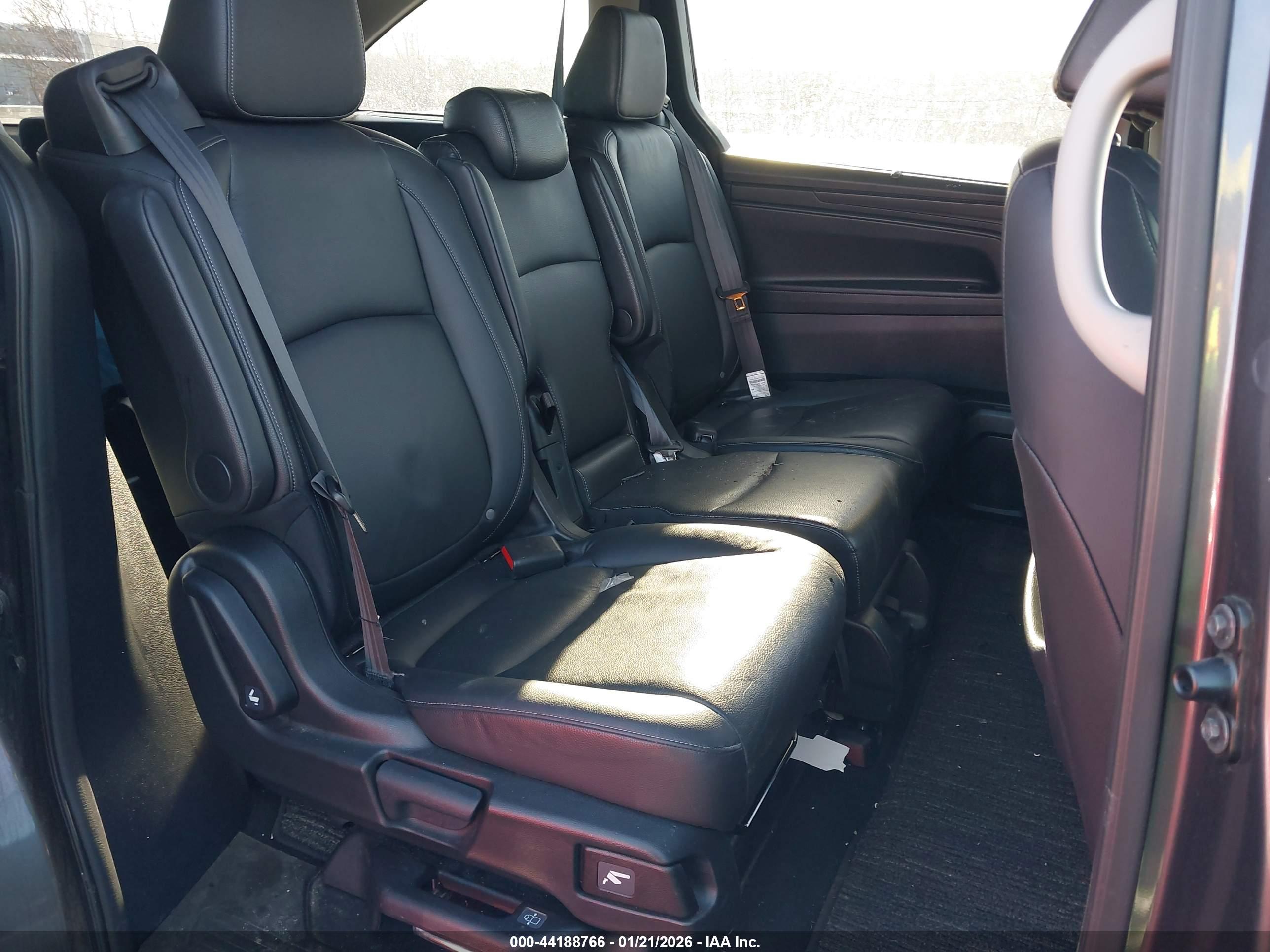 HONDA ODYSSEY image 8