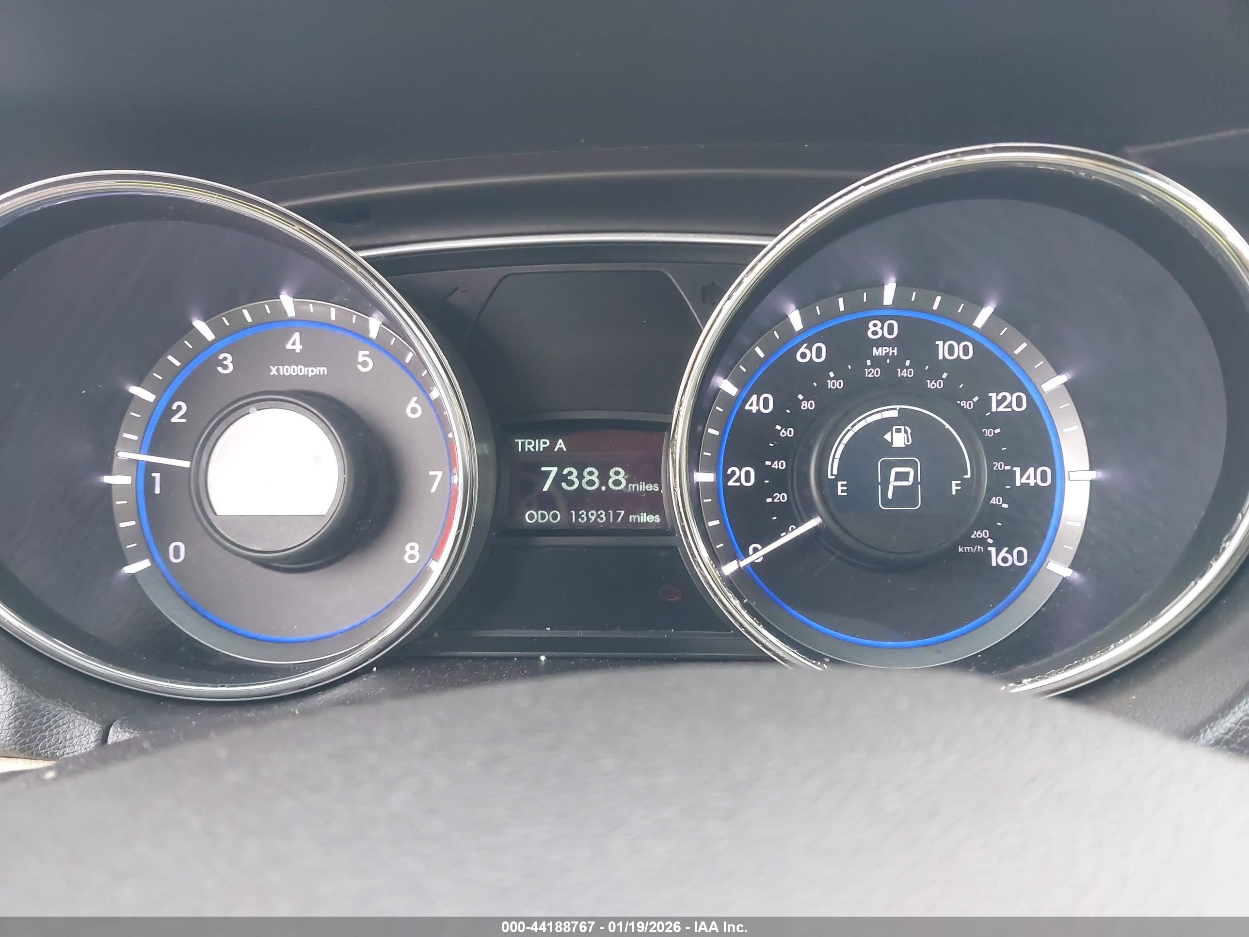 HYUNDAI SONATA image 7