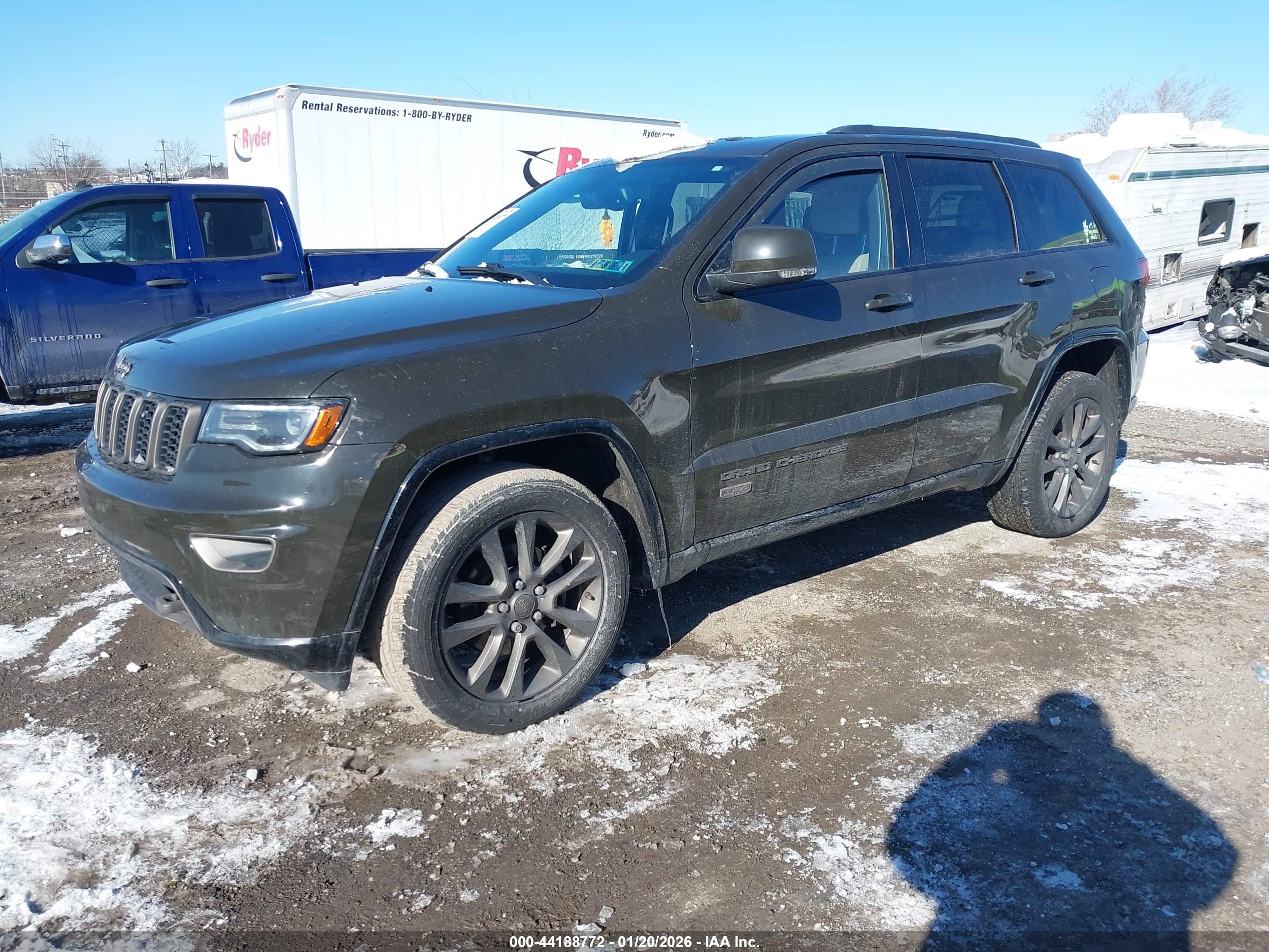 JEEP GRAND image 2