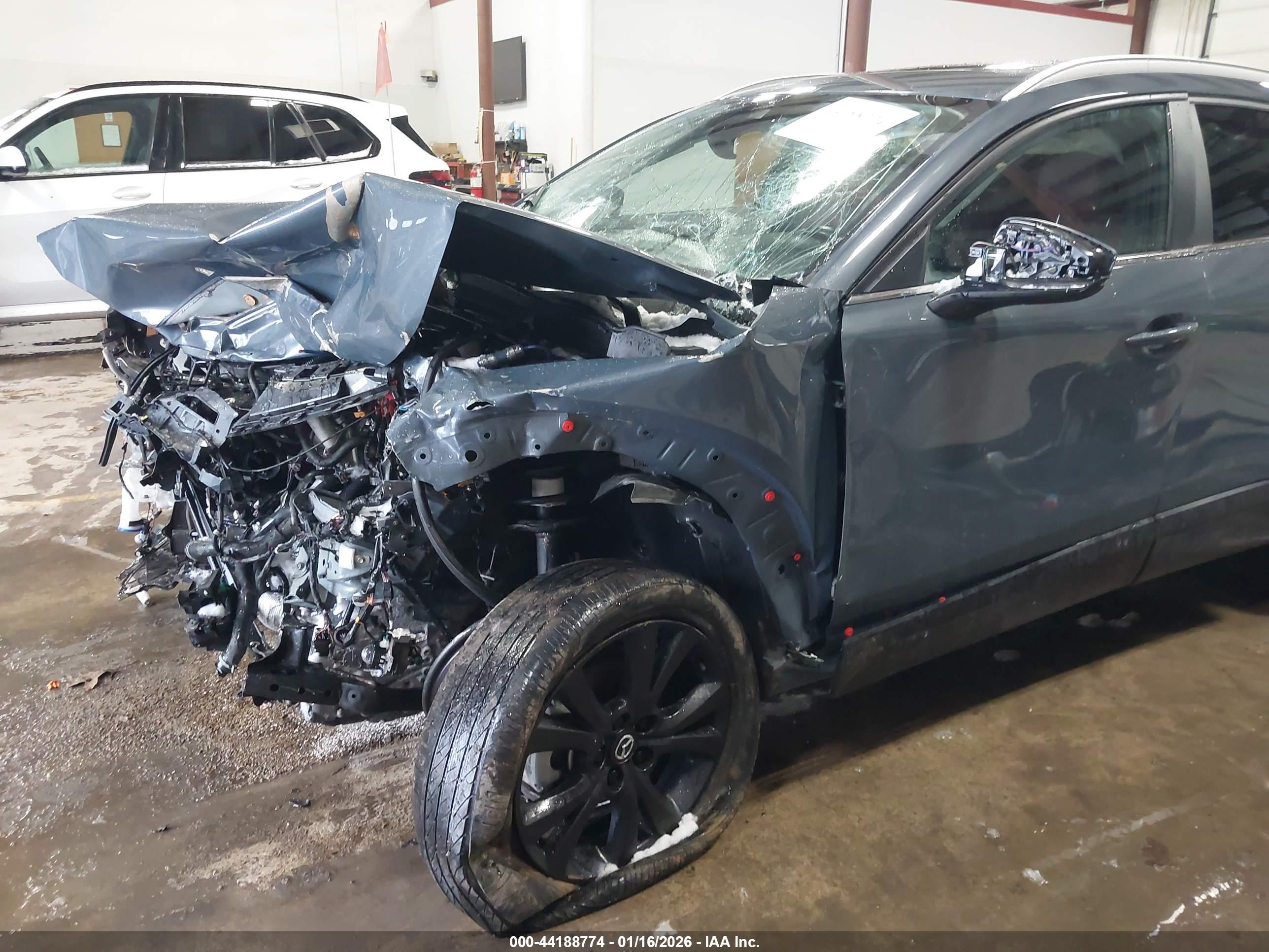 MAZDA CX-30 image 6
