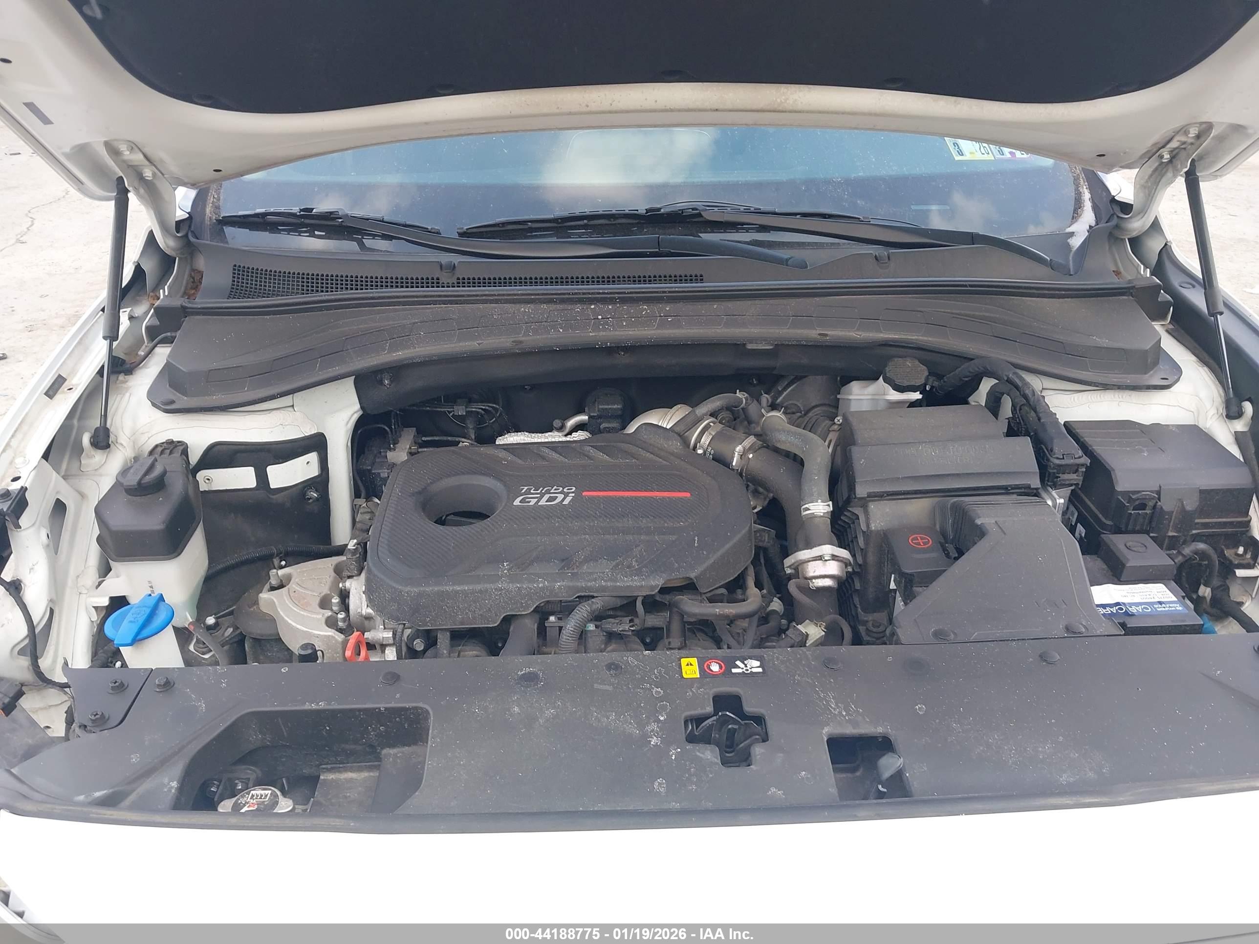 HYUNDAI SANTA image 10