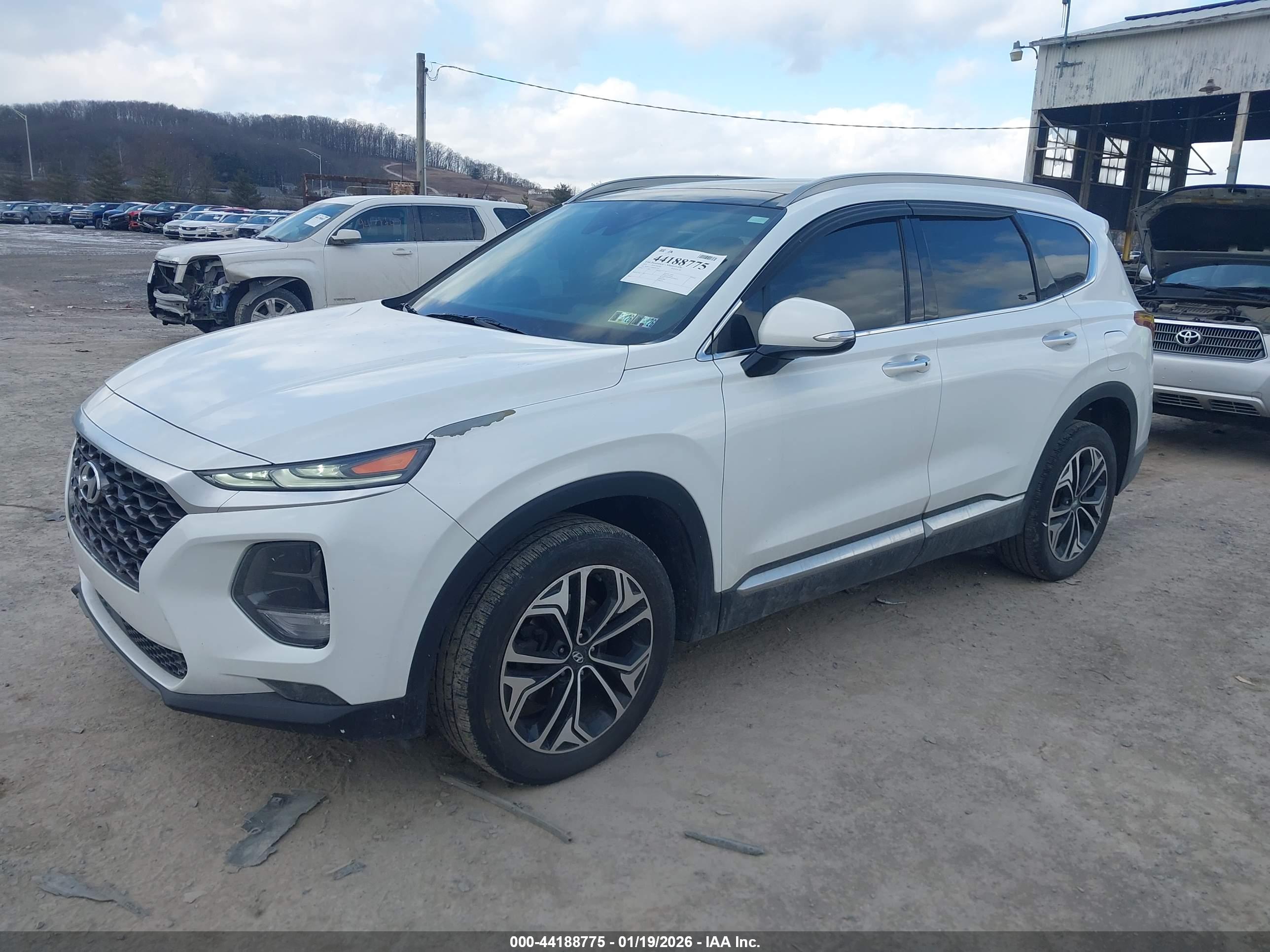 HYUNDAI SANTA image 2