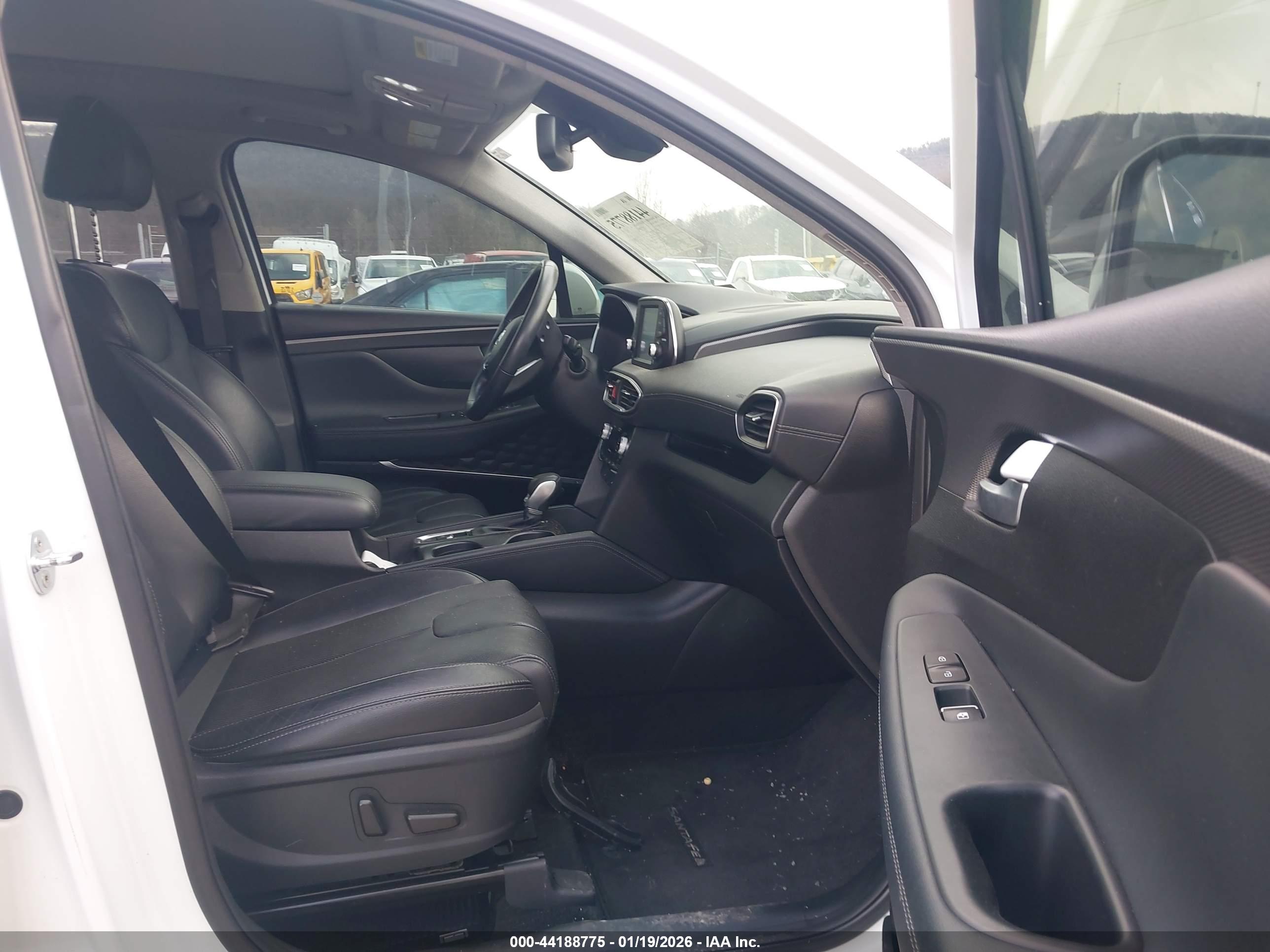 HYUNDAI SANTA image 5