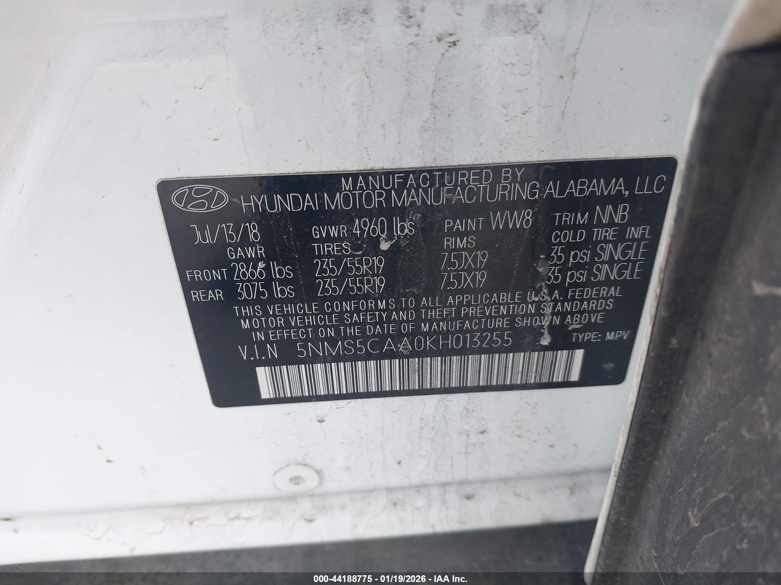 HYUNDAI SANTA image 9