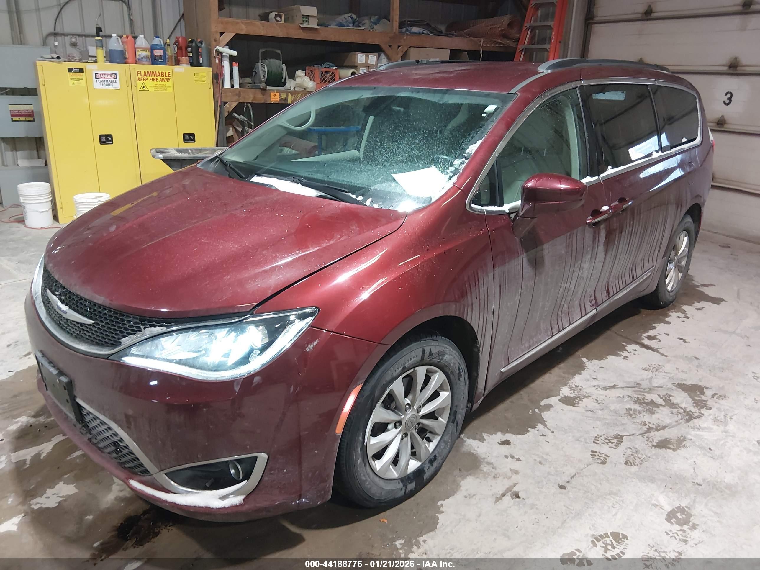 CHRYSLER PACIFICA image 2