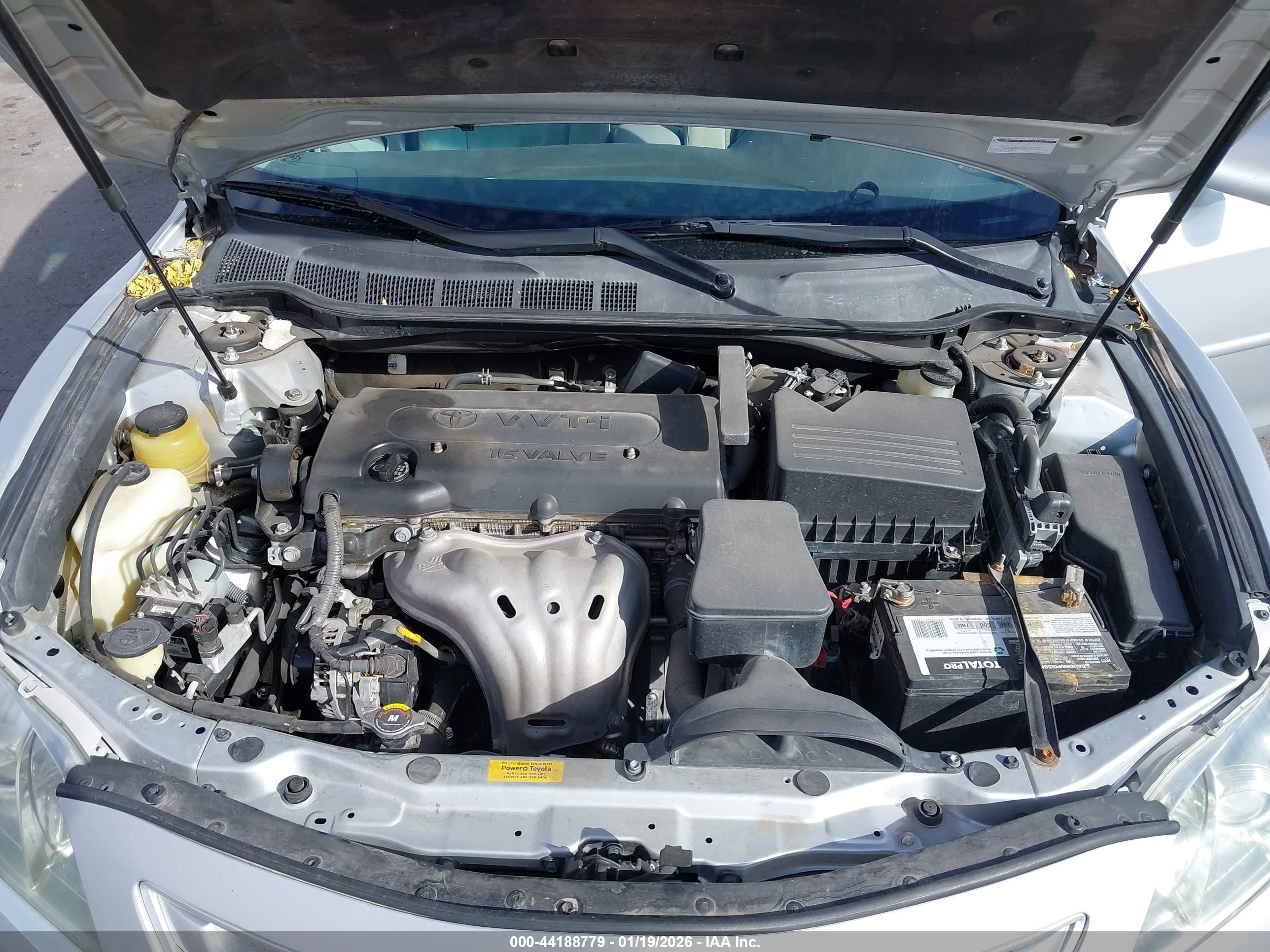 TOYOTA CAMRY image 10