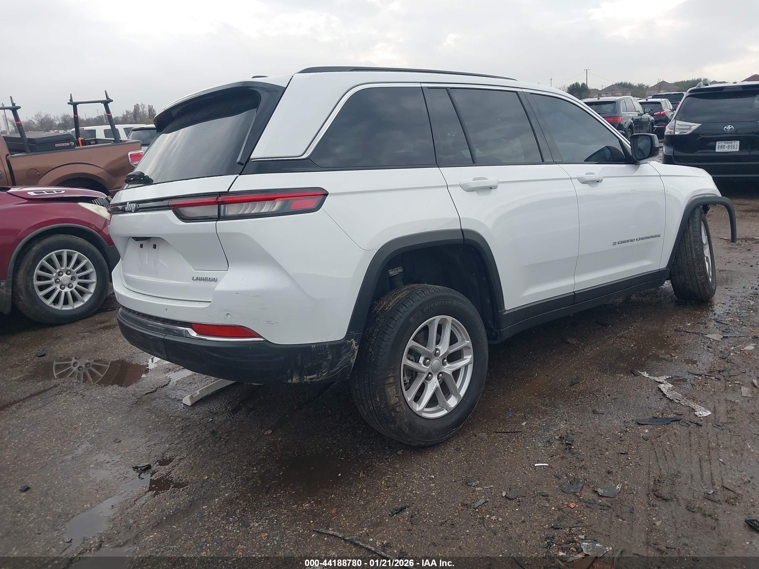 JEEP GRAND image 4