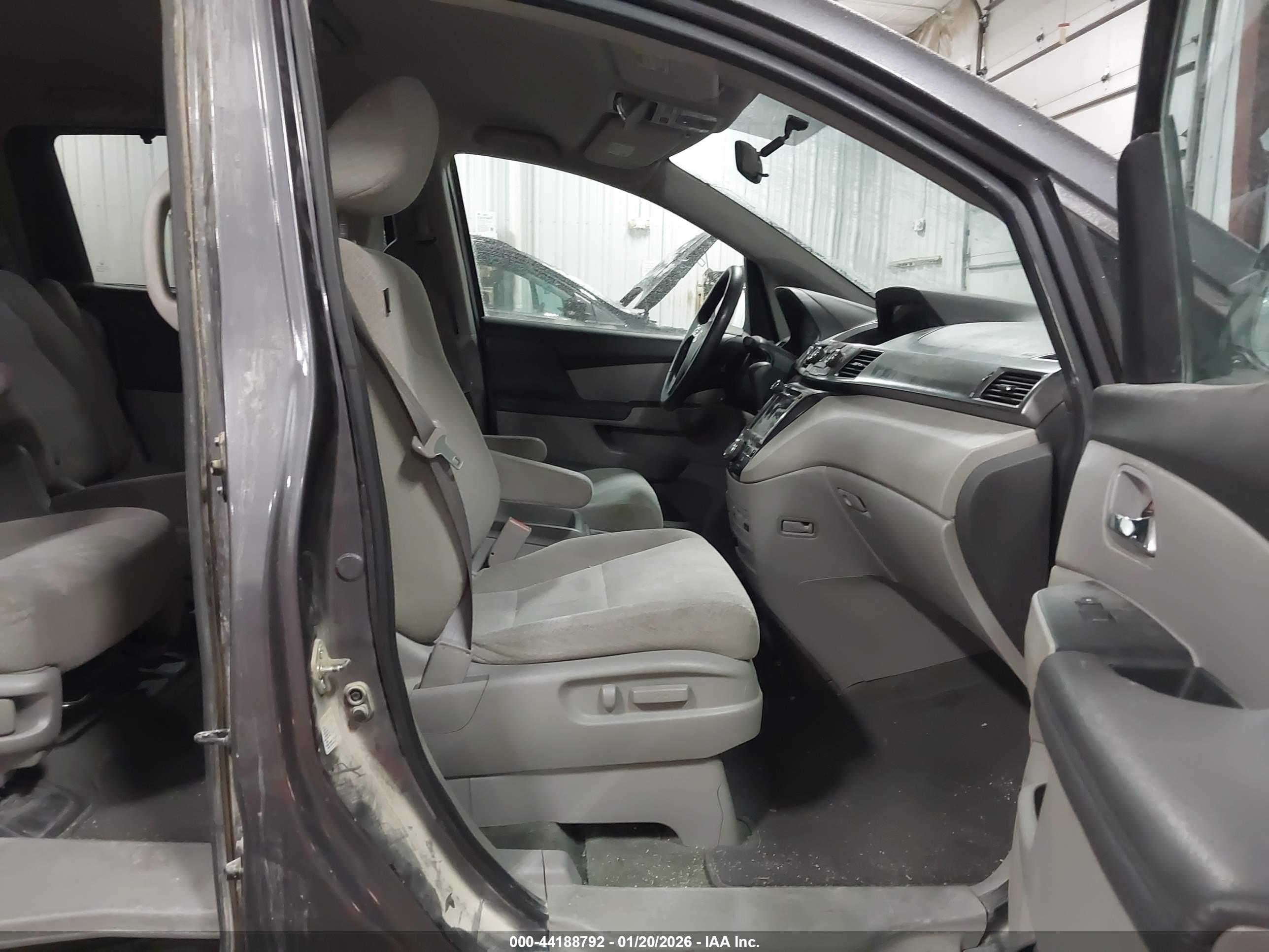 HONDA ODYSSEY image 5