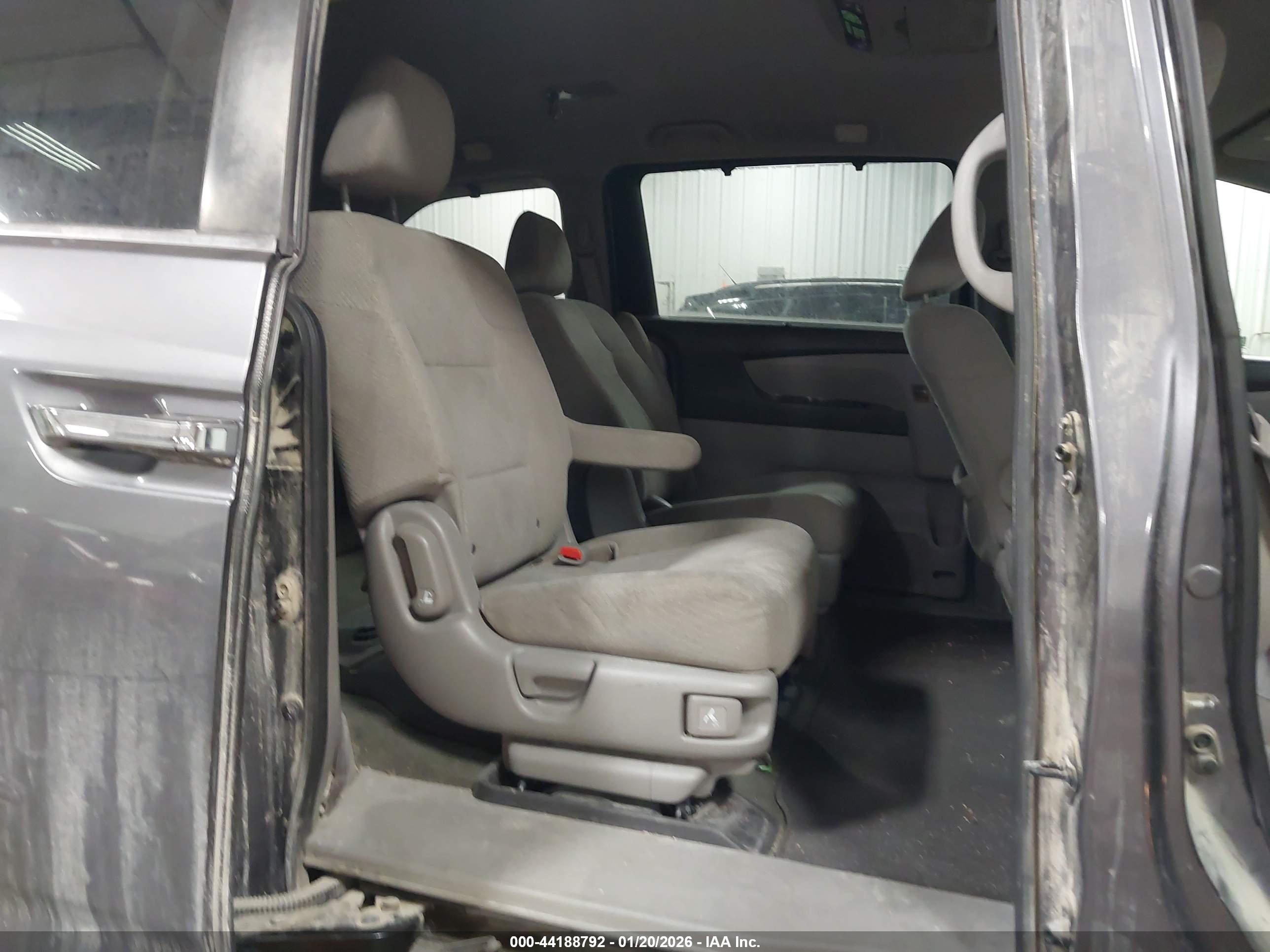 HONDA ODYSSEY image 8