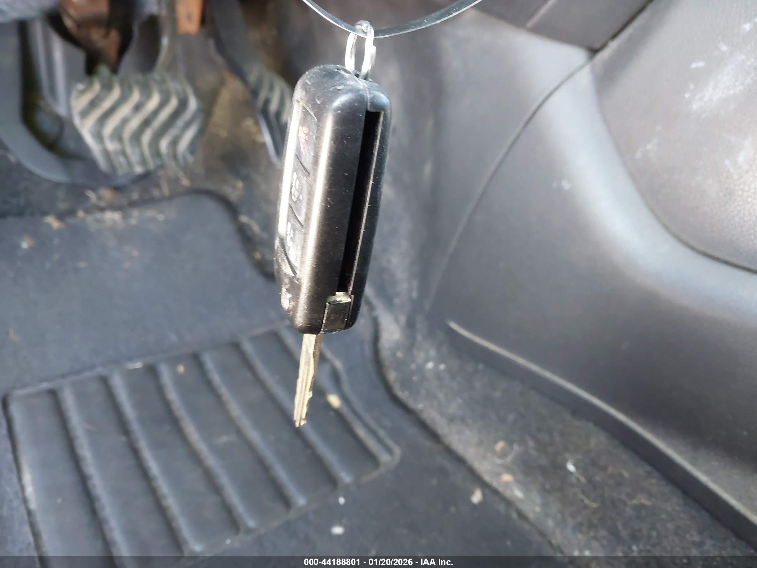 NISSAN ROGUE image 11