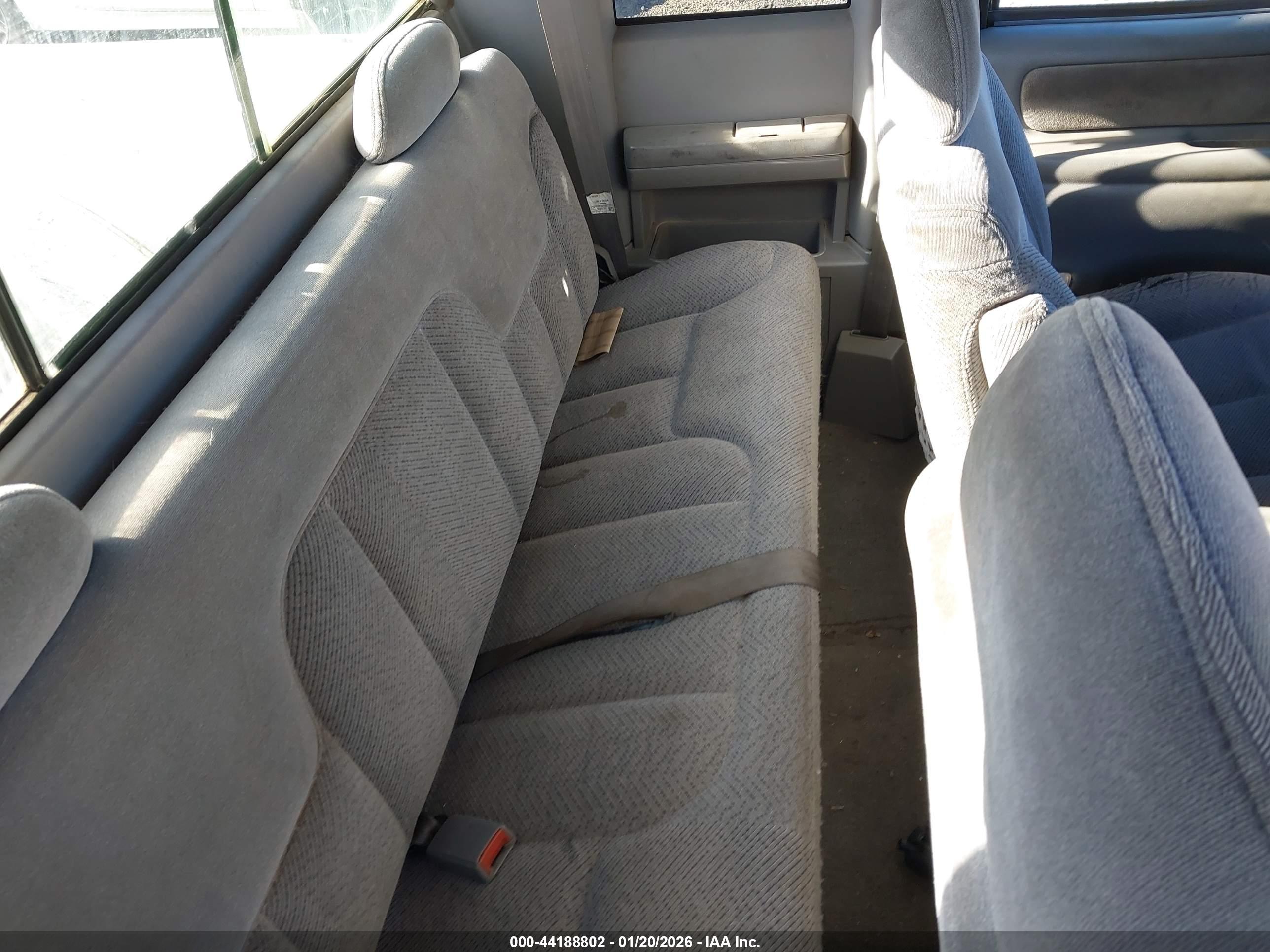 GMC SIERRA image 8