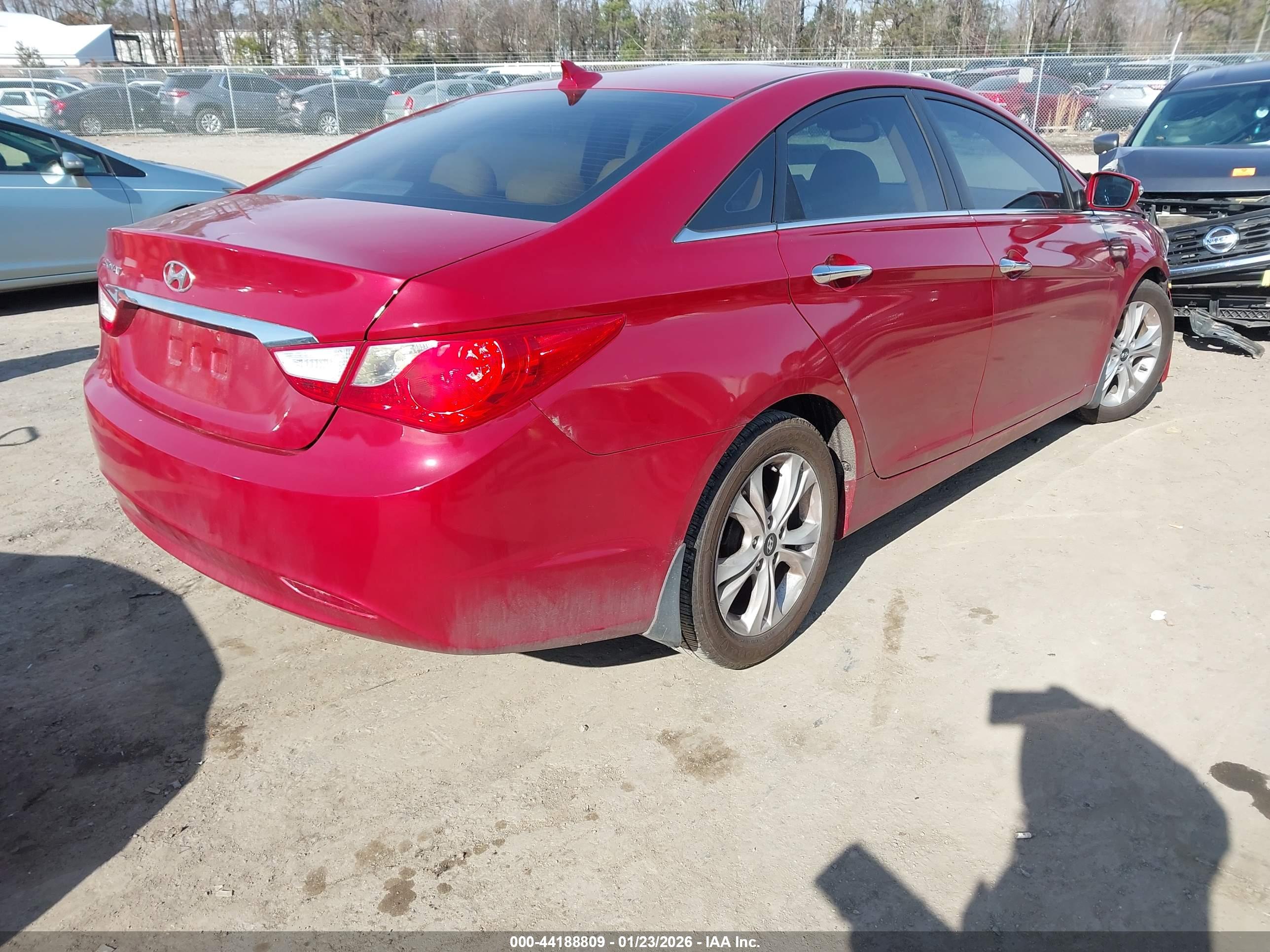 HYUNDAI SONATA image 4
