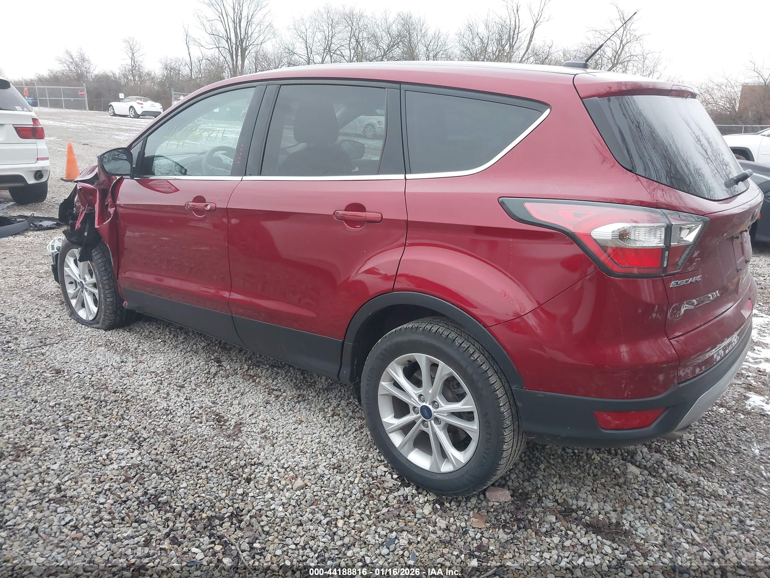 FORD ESCAPE image 3