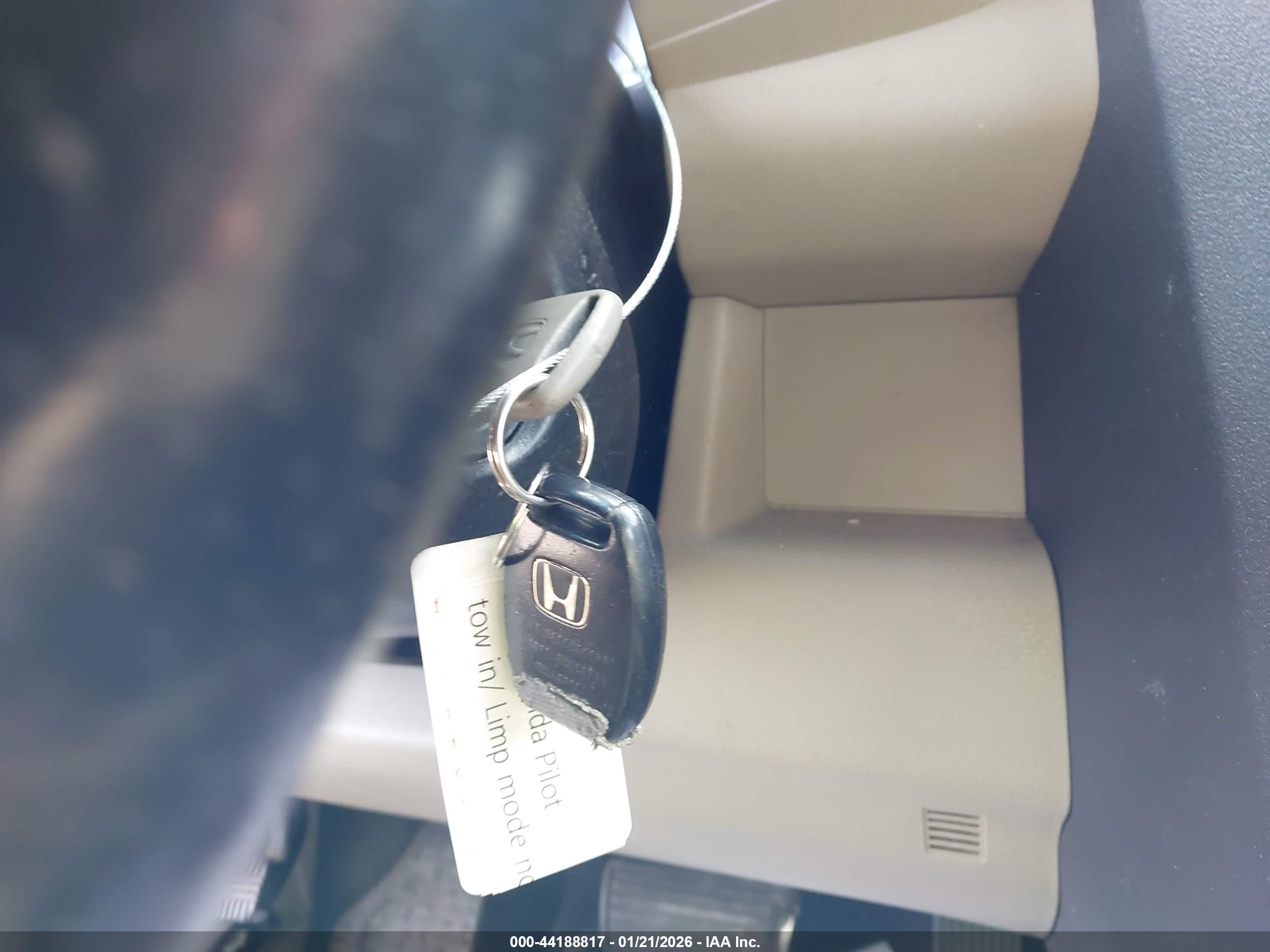 HONDA PILOT image 11