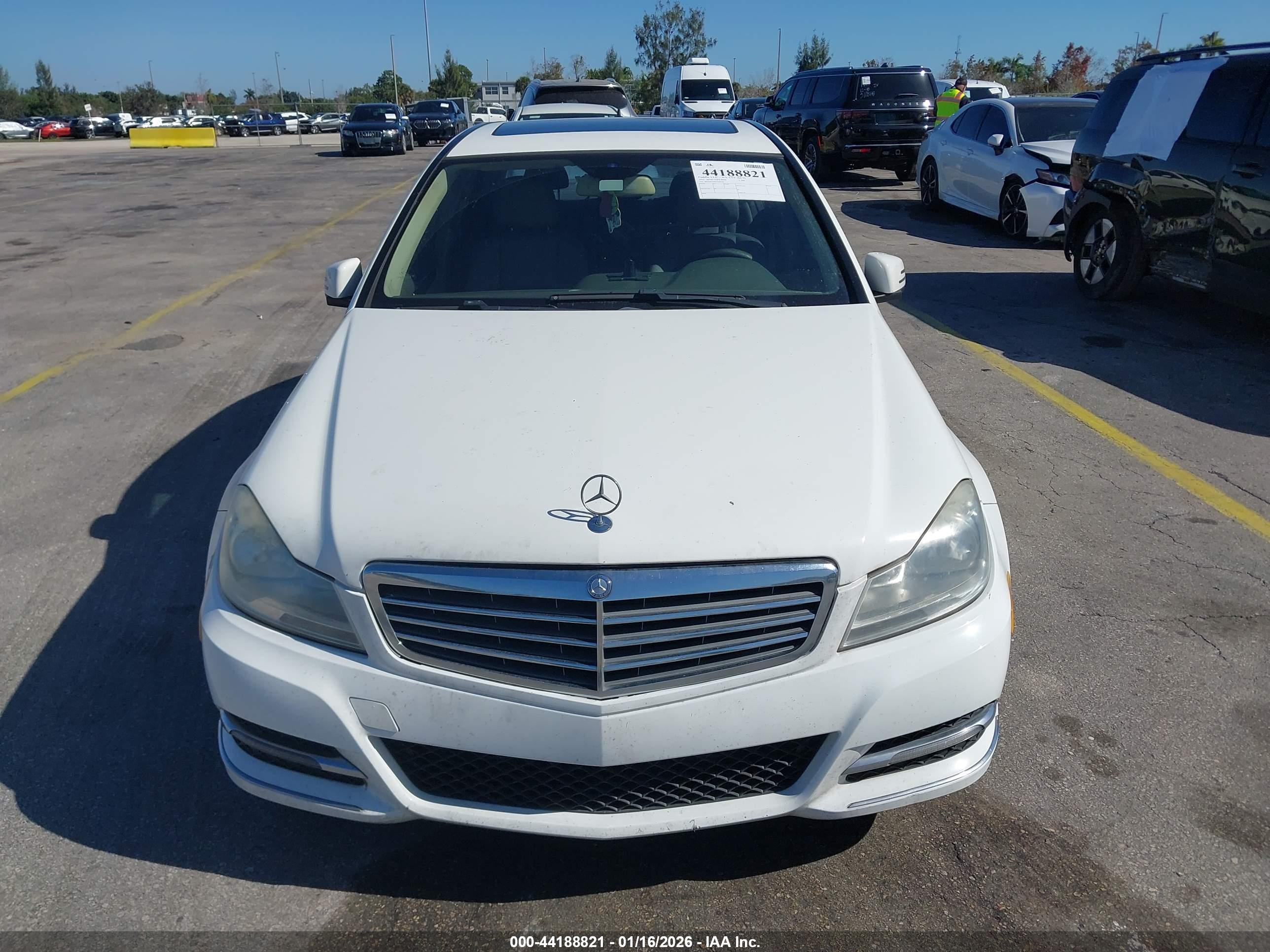 MERCEDES-BENZ C image 6
