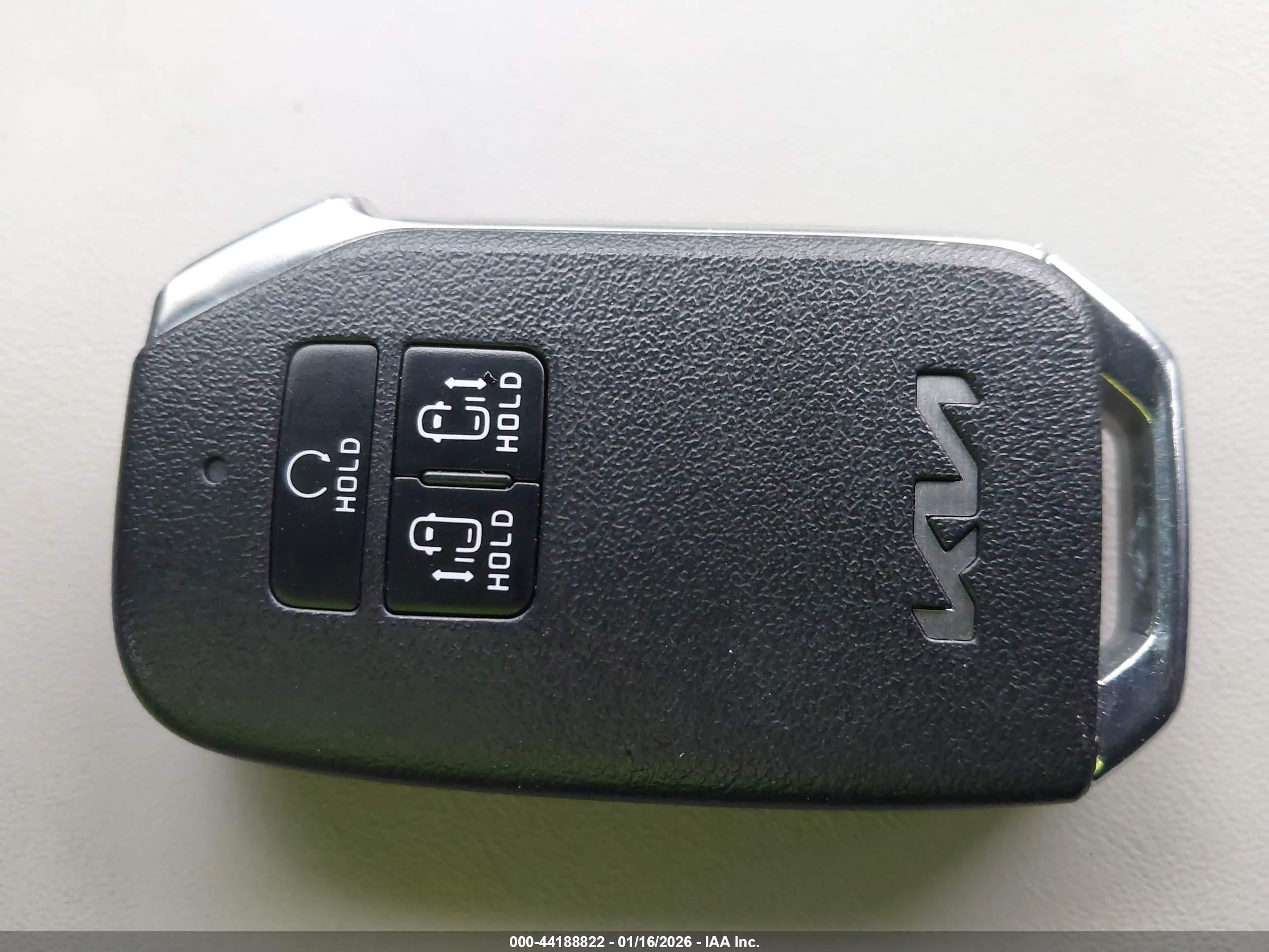 KIA CARNIVAL image 11