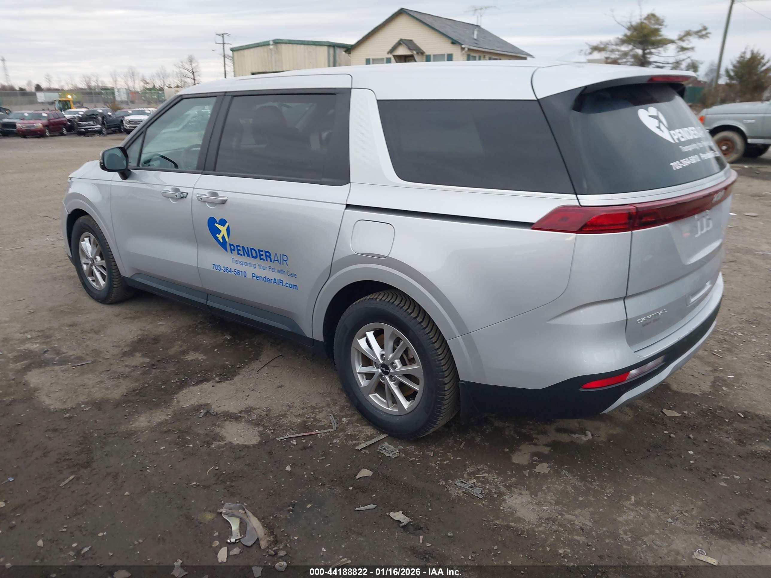 KIA CARNIVAL image 3