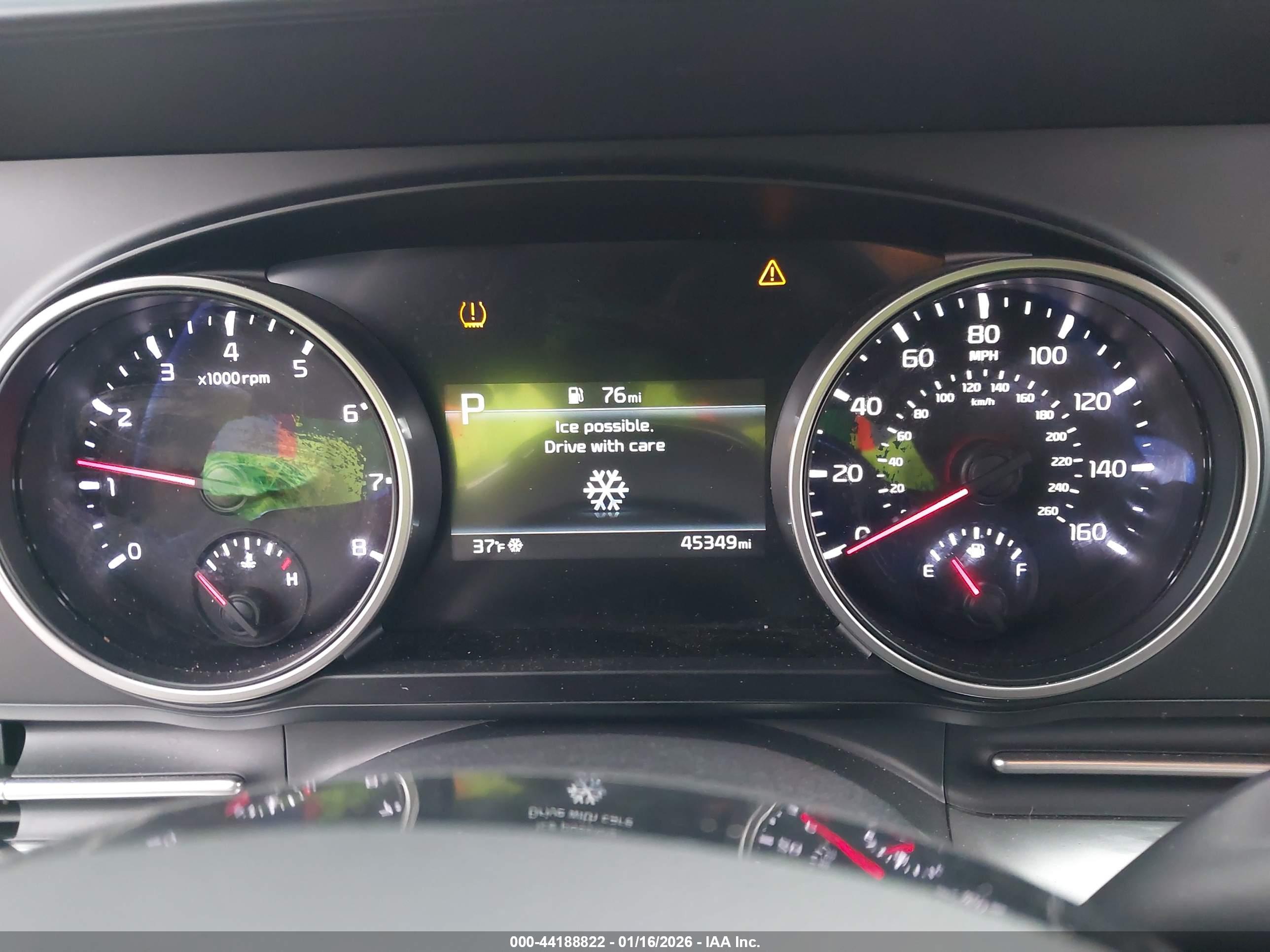 KIA CARNIVAL image 7