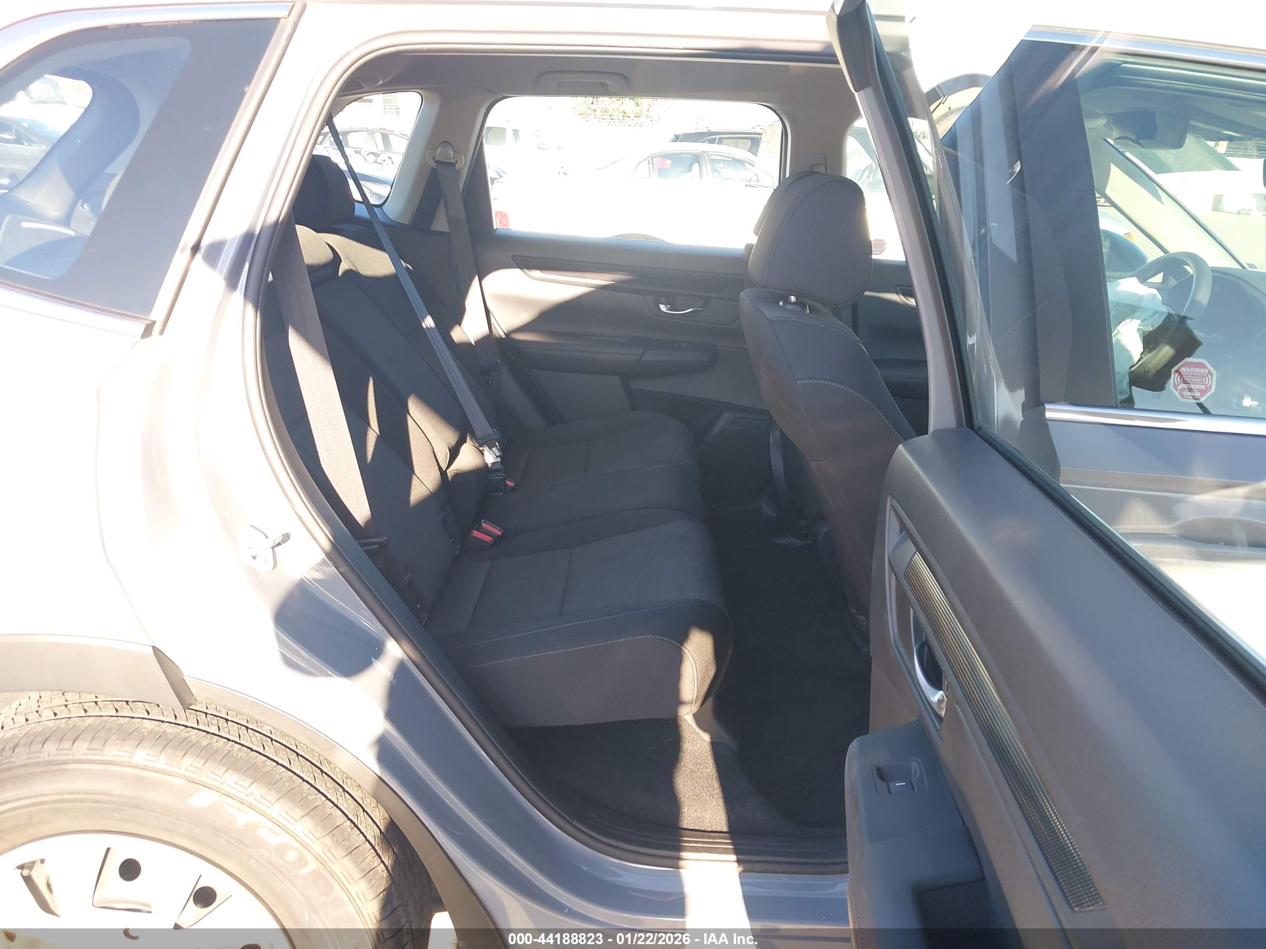 HONDA CR-V image 8