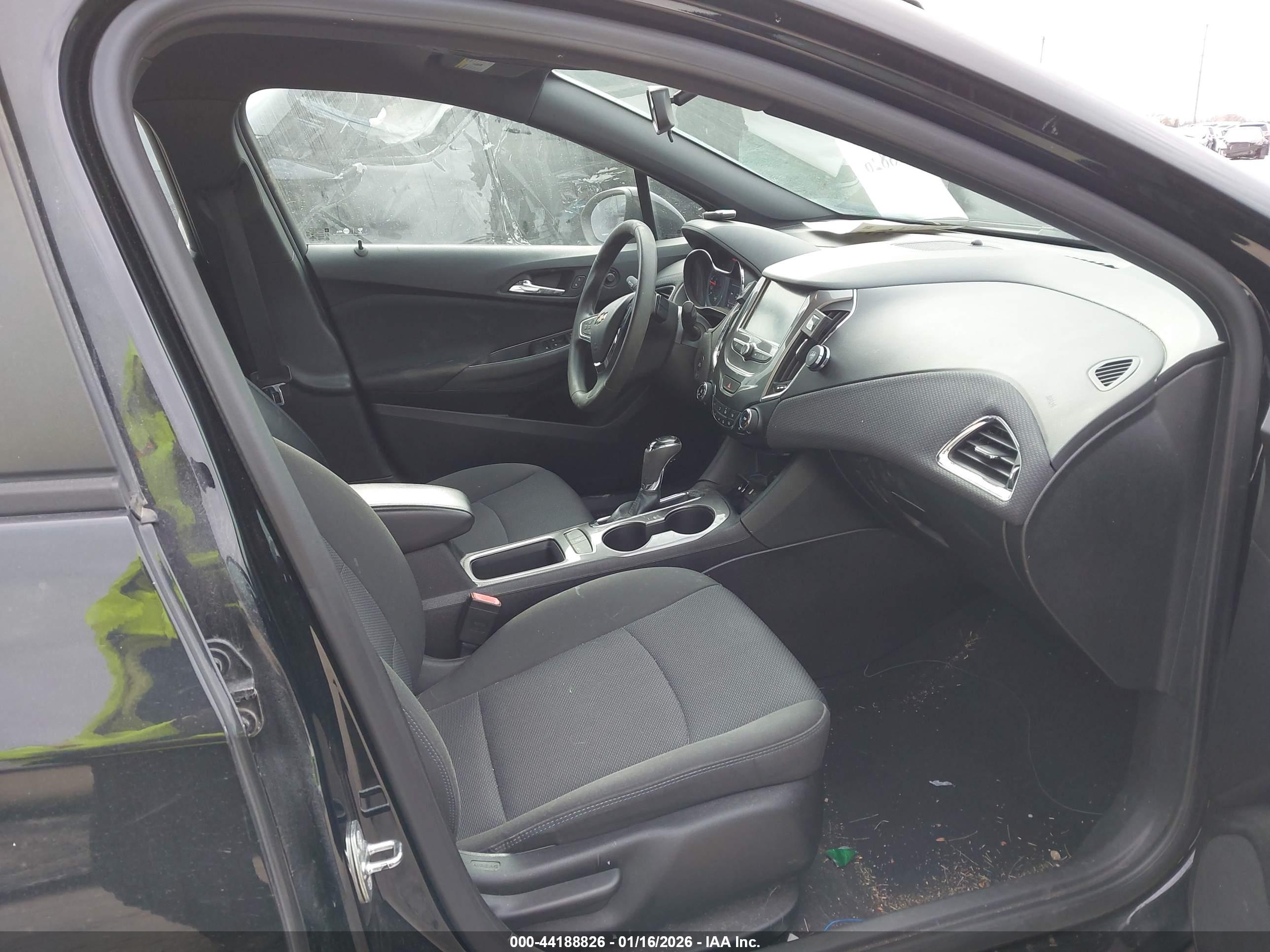 CHEVROLET CRUZE image 5