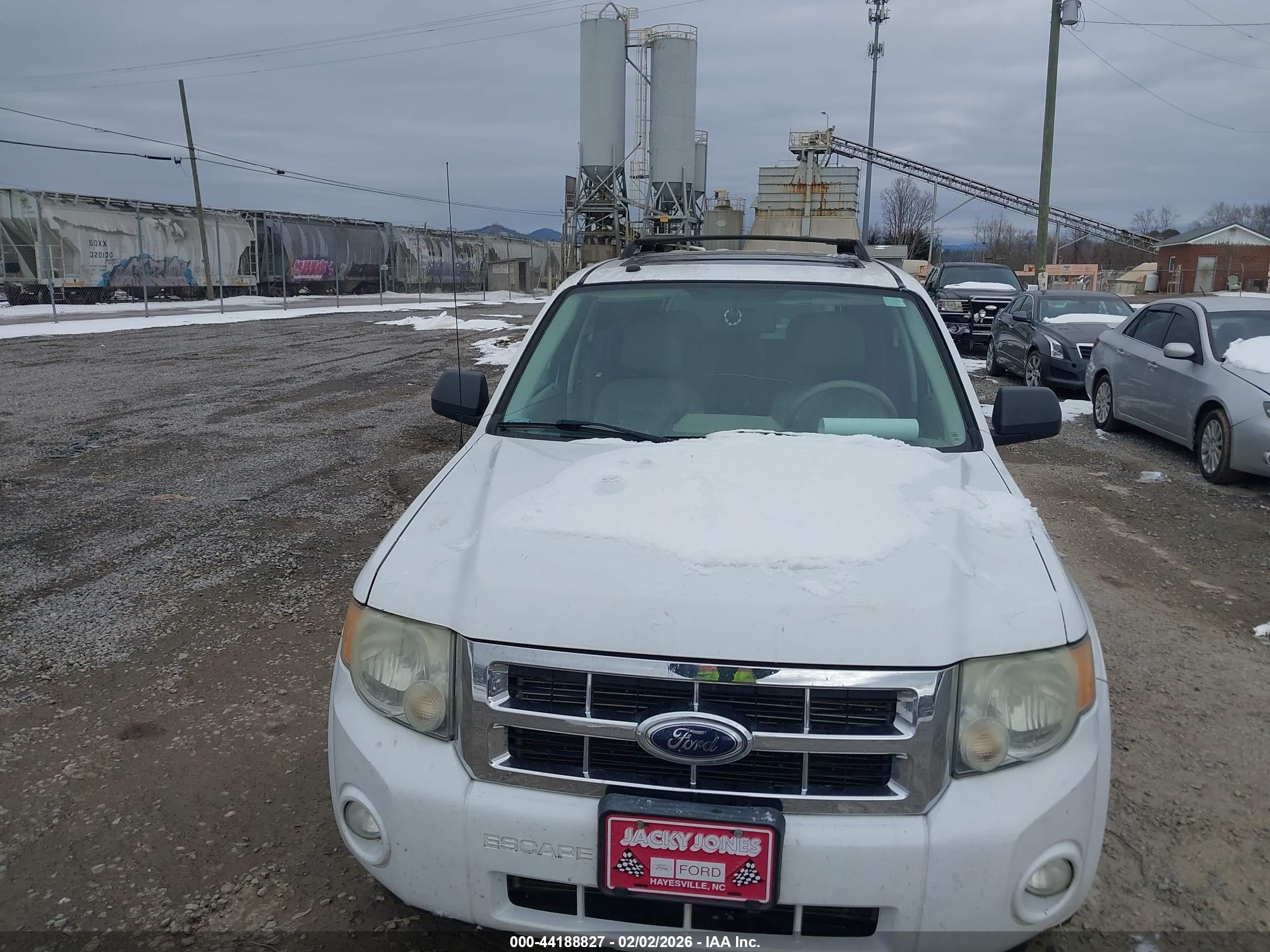 FORD ESCAPE image 6