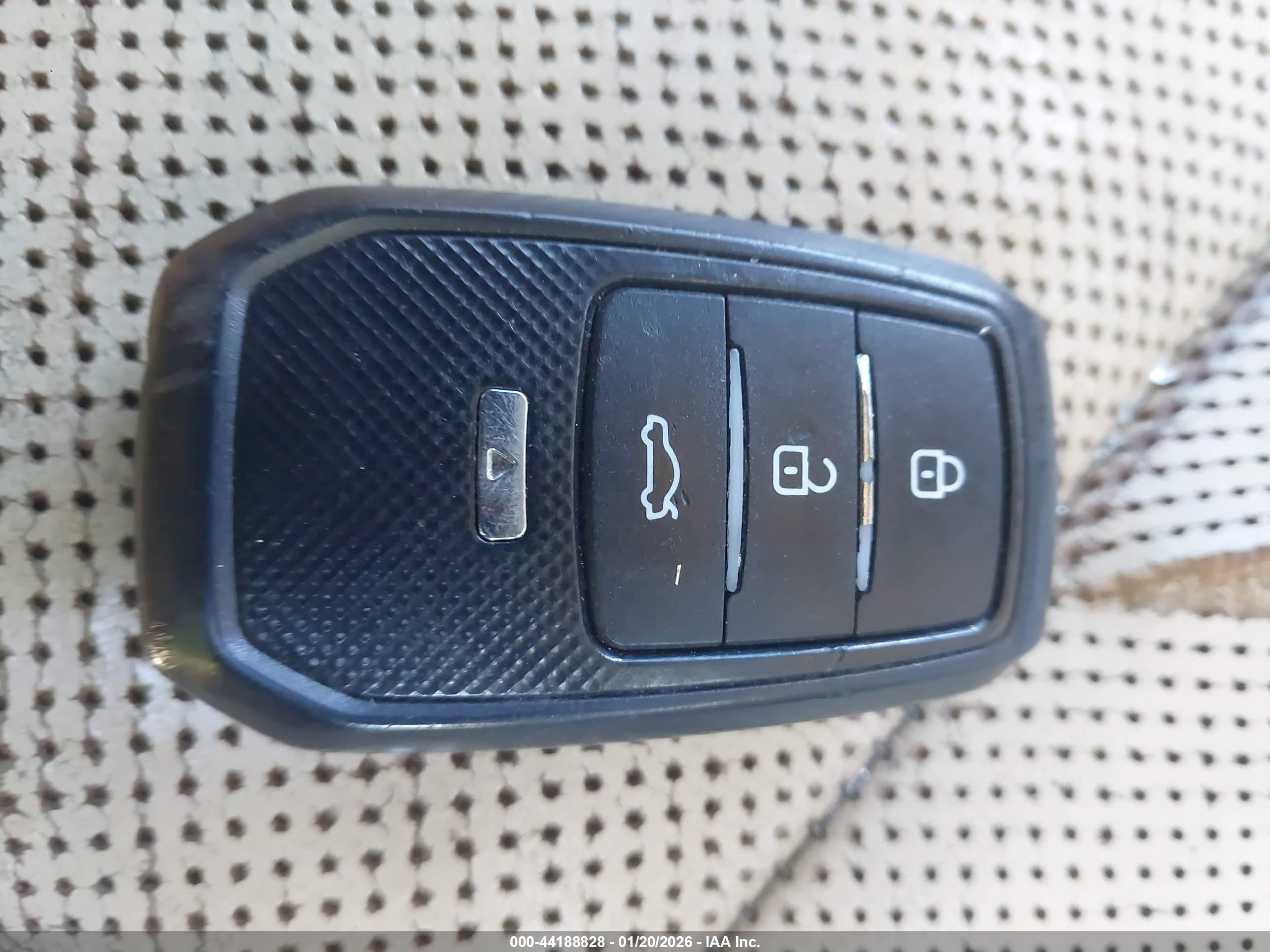 TOYOTA HIGHLANDER image 11