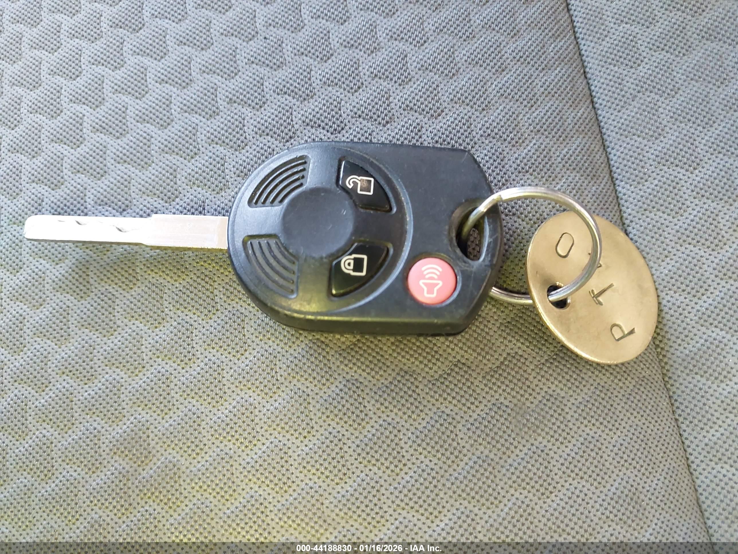 FORD ESCAPE image 11