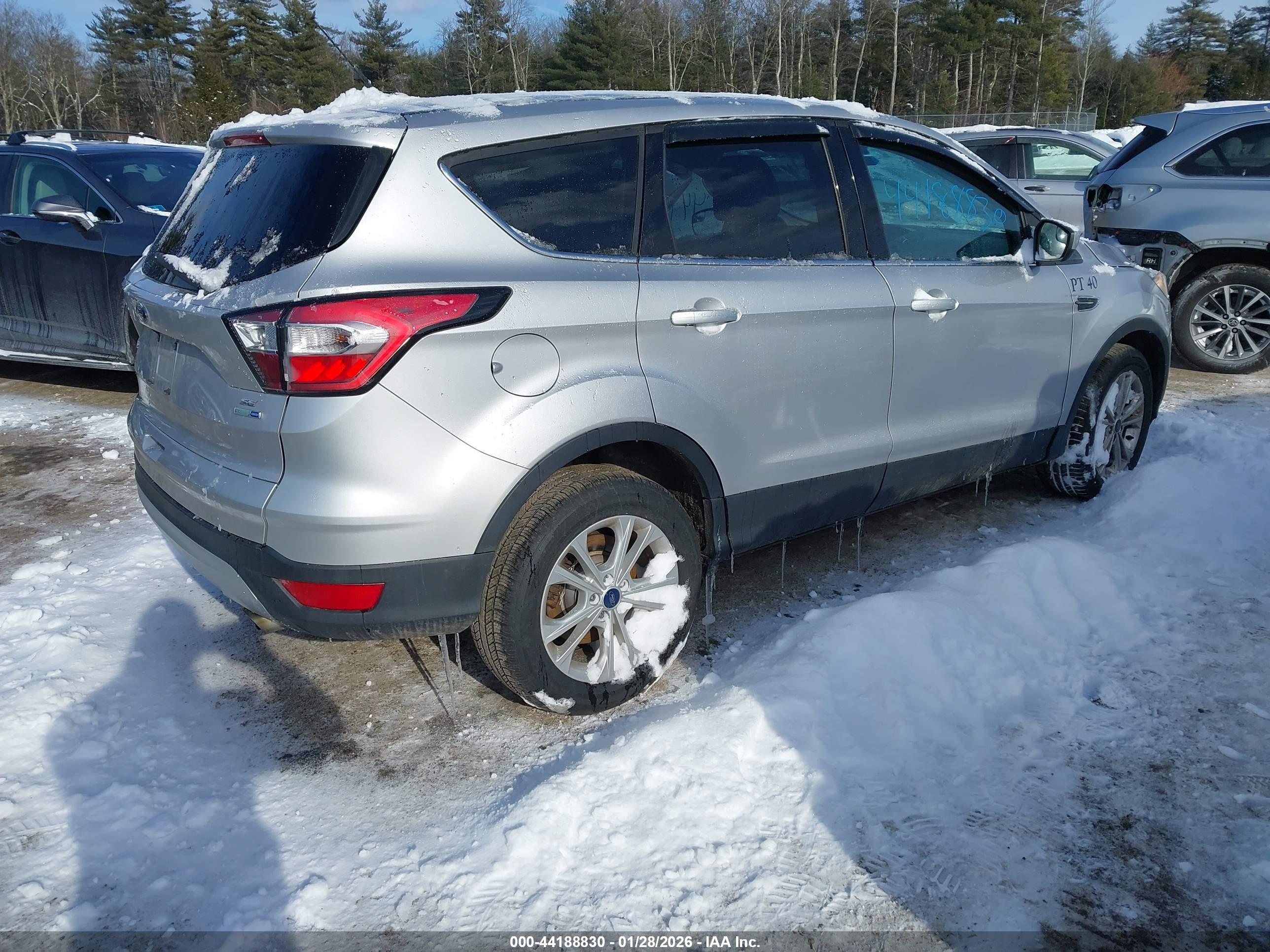 FORD ESCAPE image 4