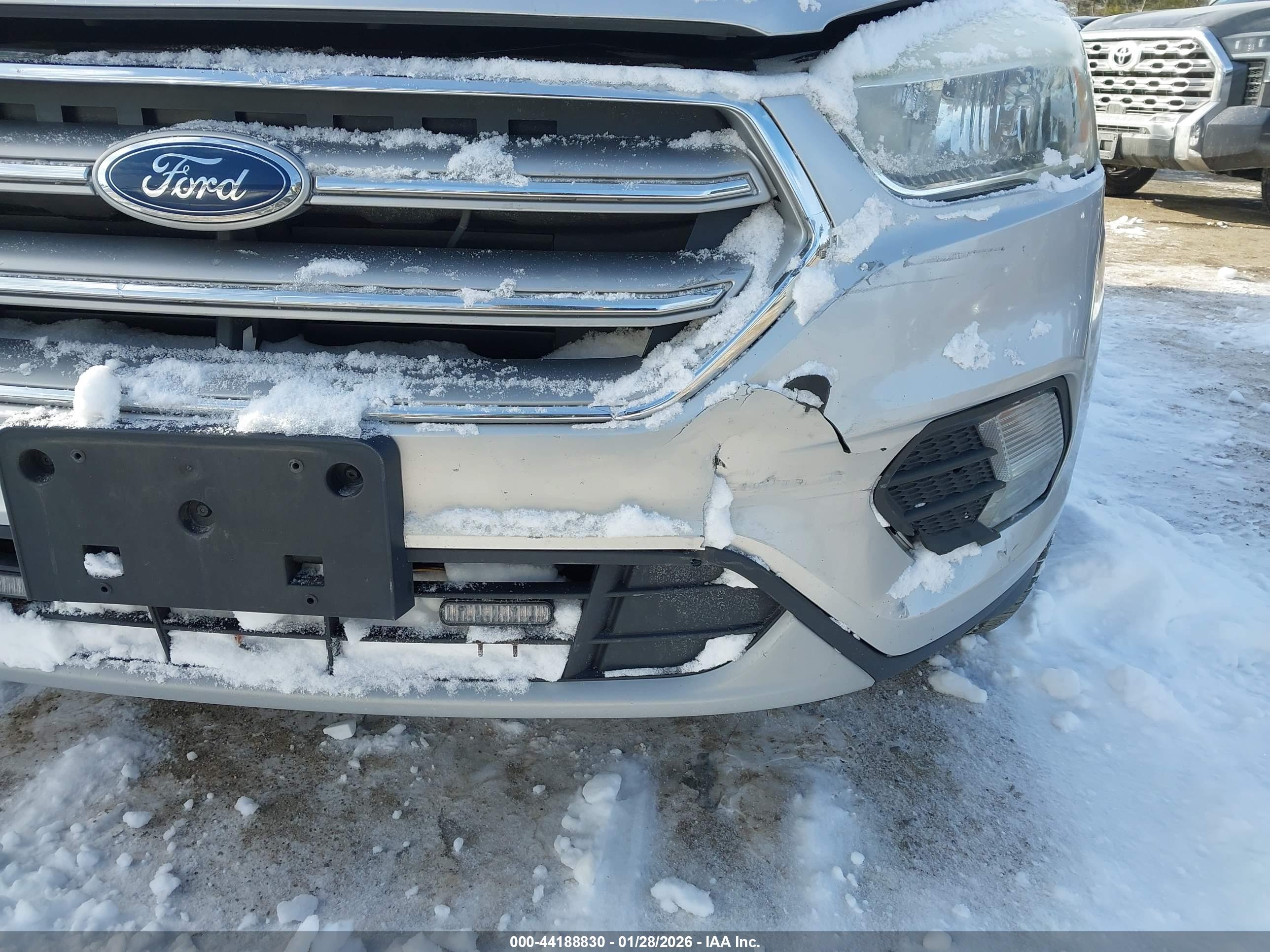 FORD ESCAPE image 6