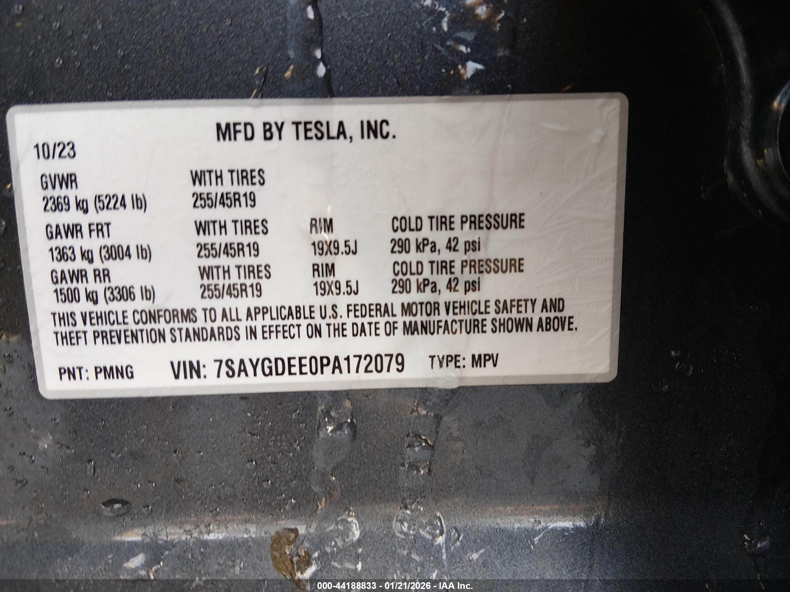 TESLA MODEL image 9