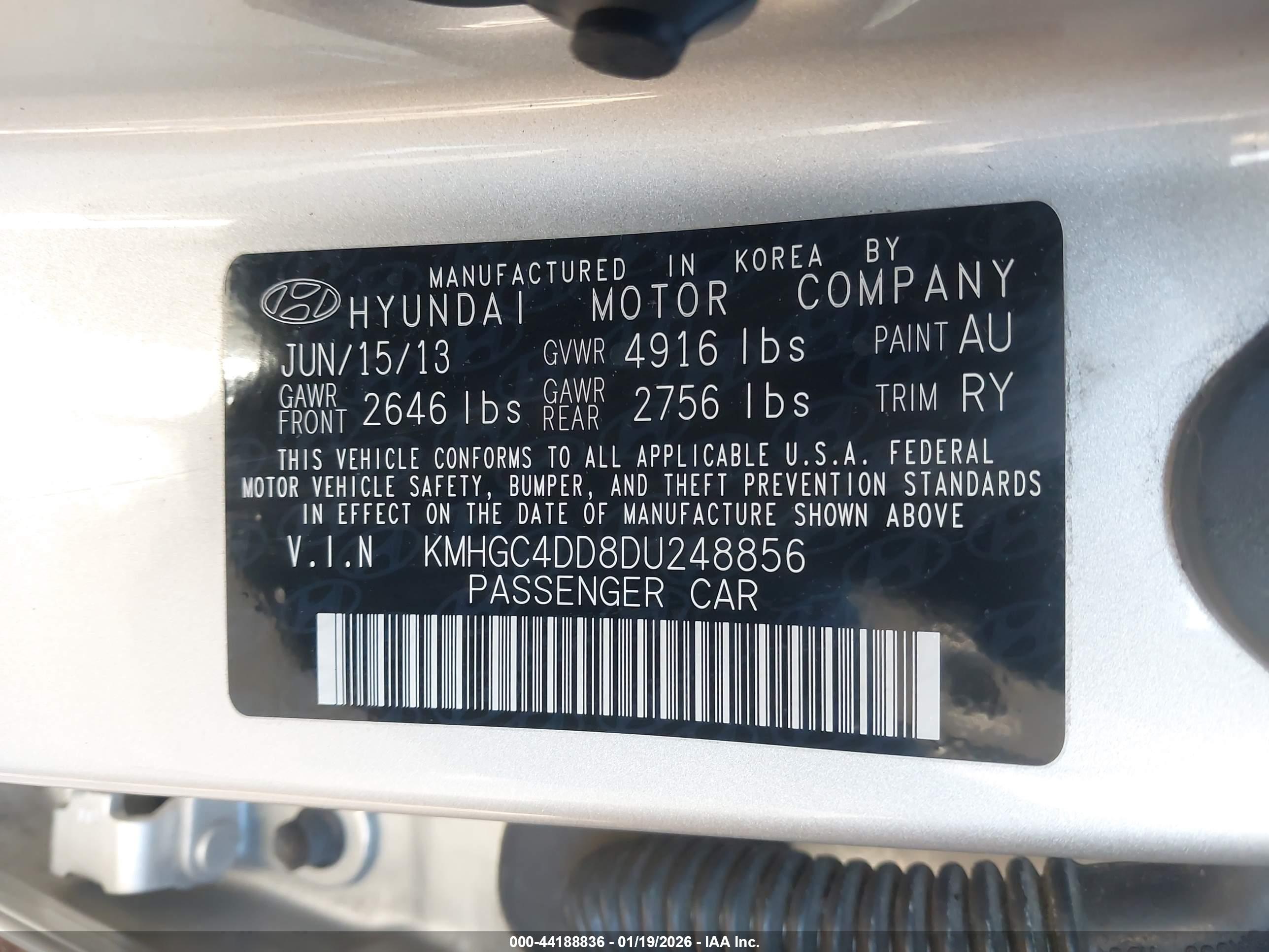 HYUNDAI GENESIS image 9