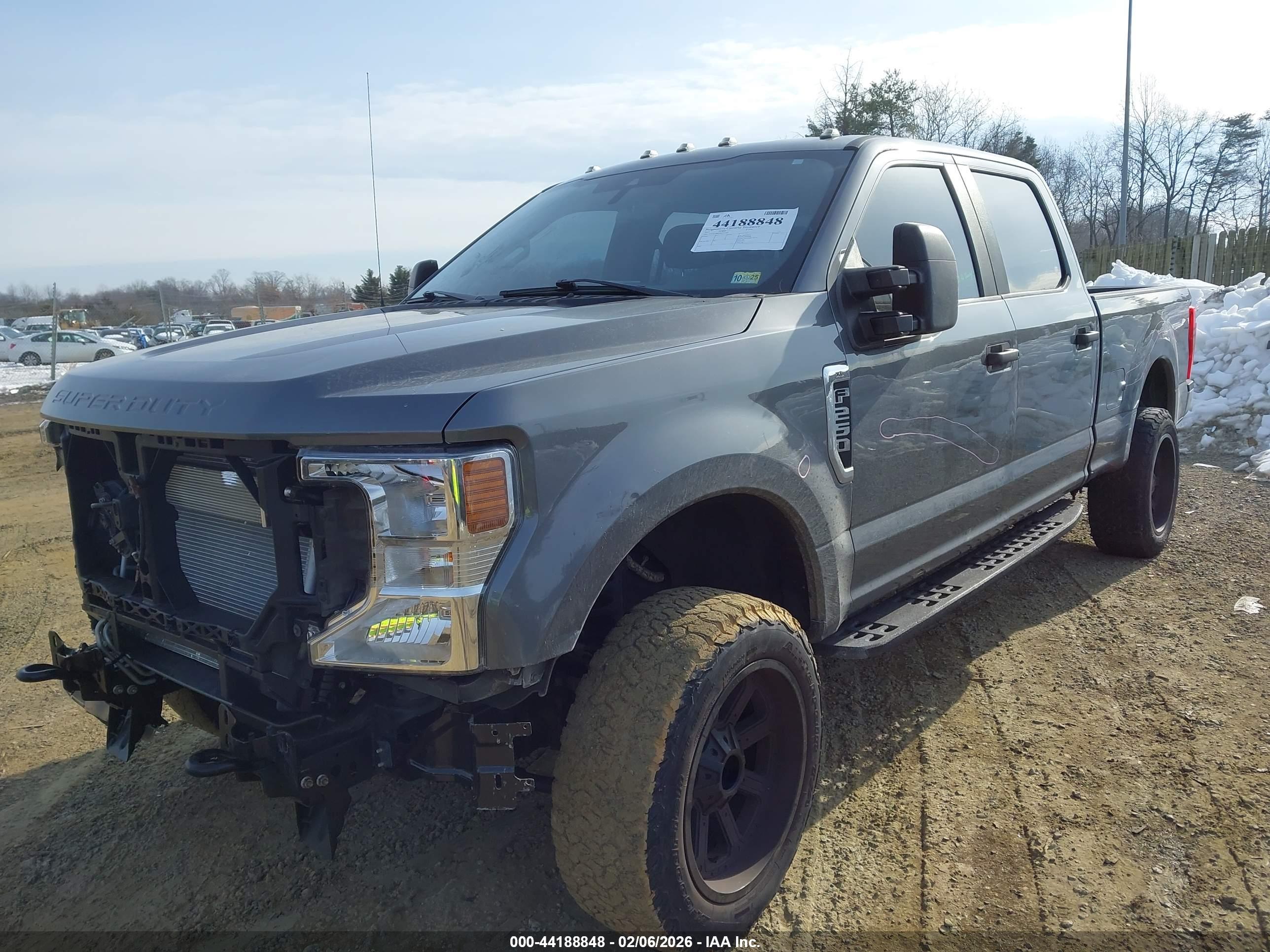 FORD F-250 image 2