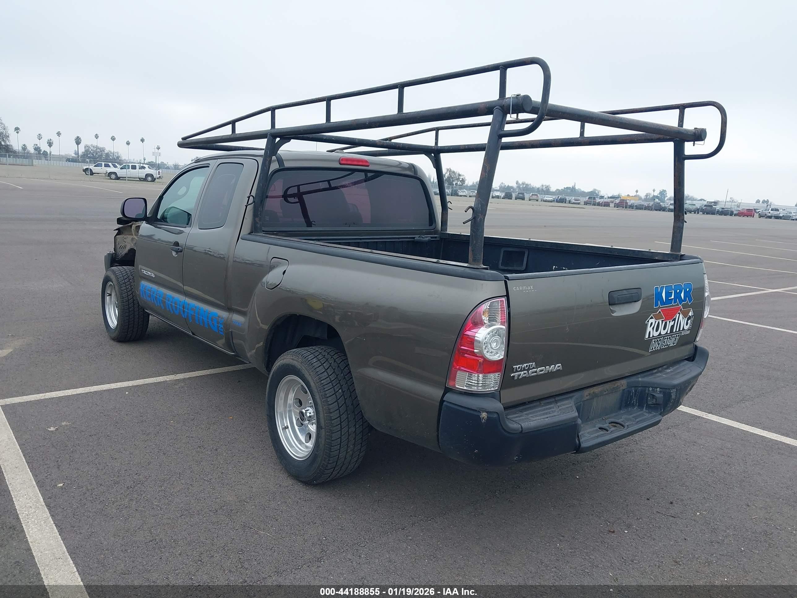 TOYOTA TACOMA image 3