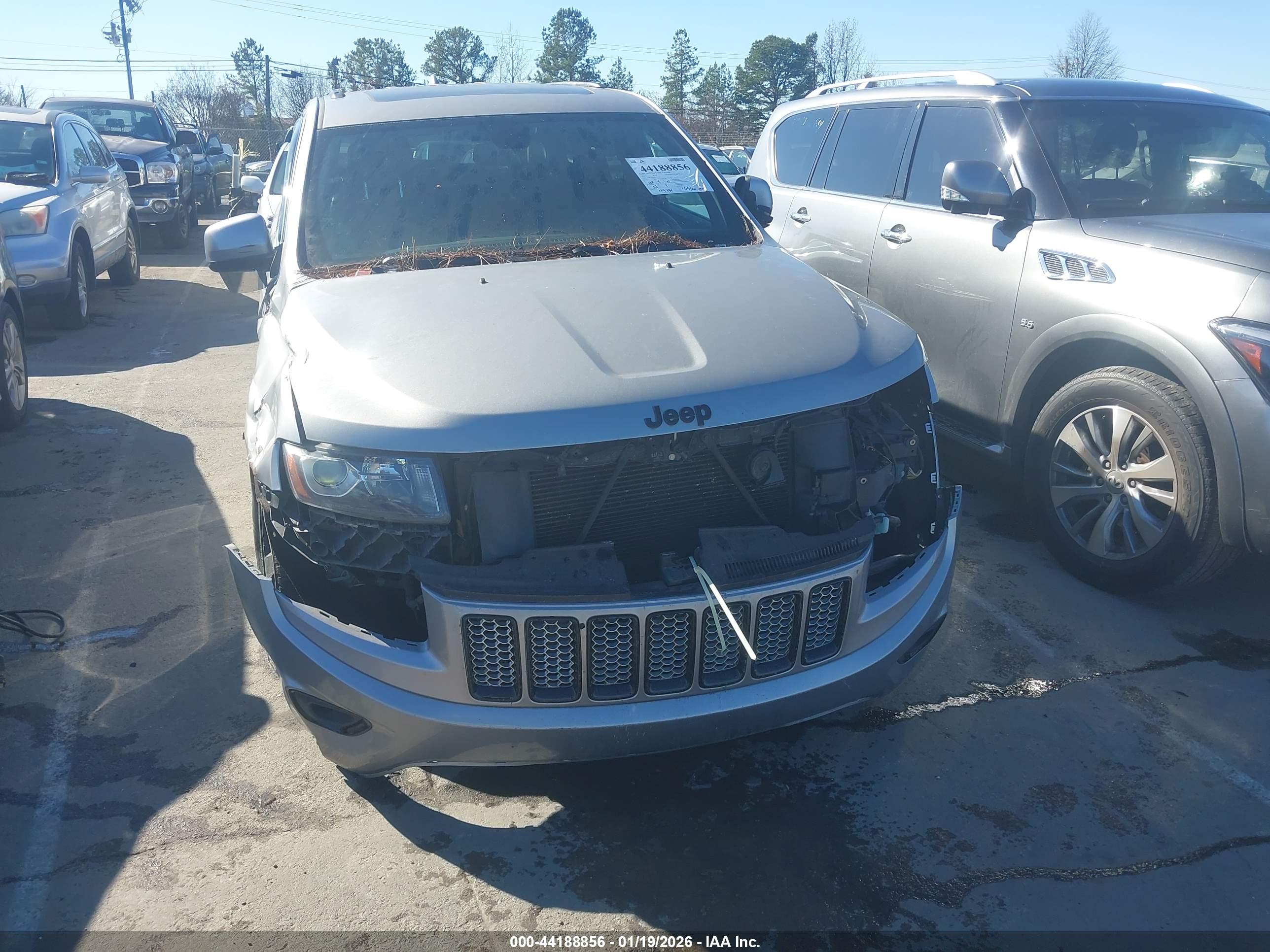 JEEP GRAND image 6
