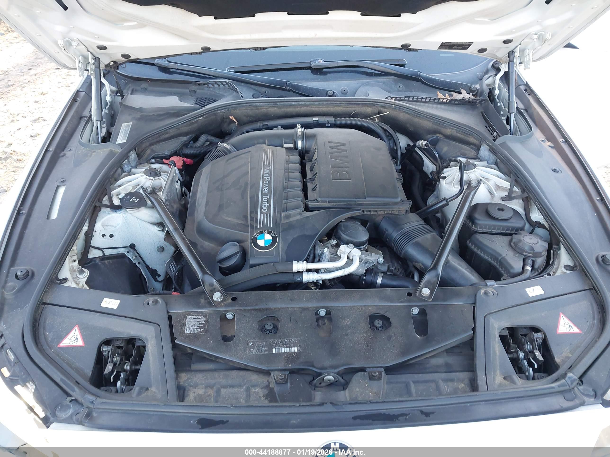 BMW 535I image 10