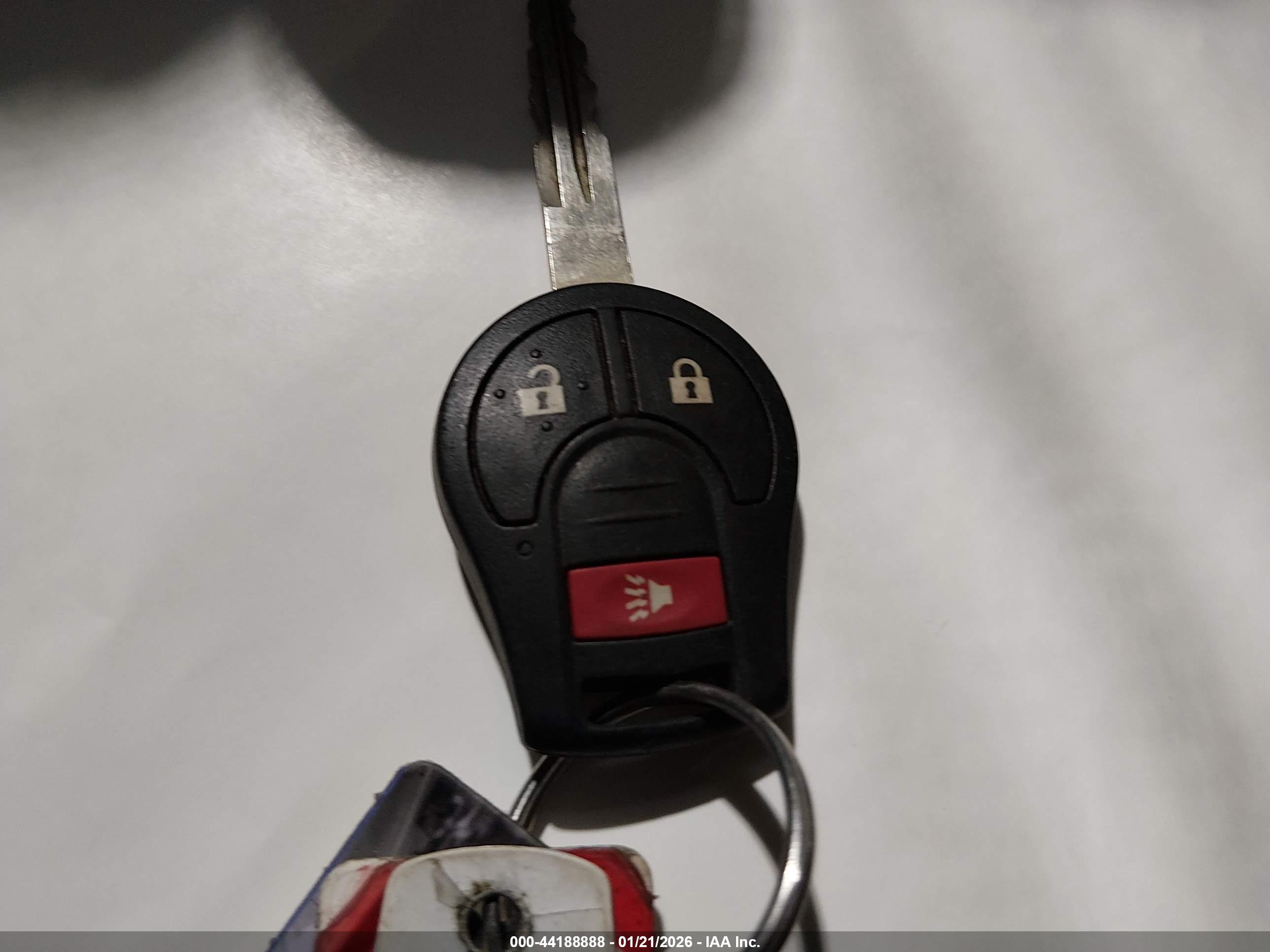 NISSAN ROGUE image 11