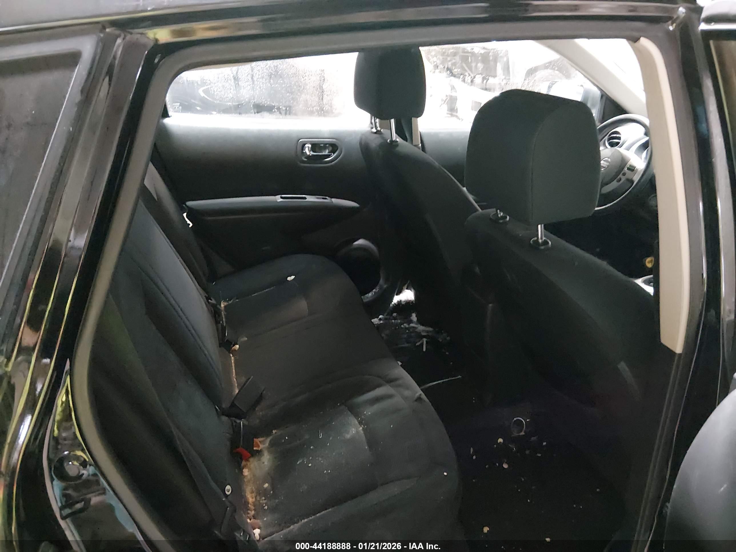 NISSAN ROGUE image 8